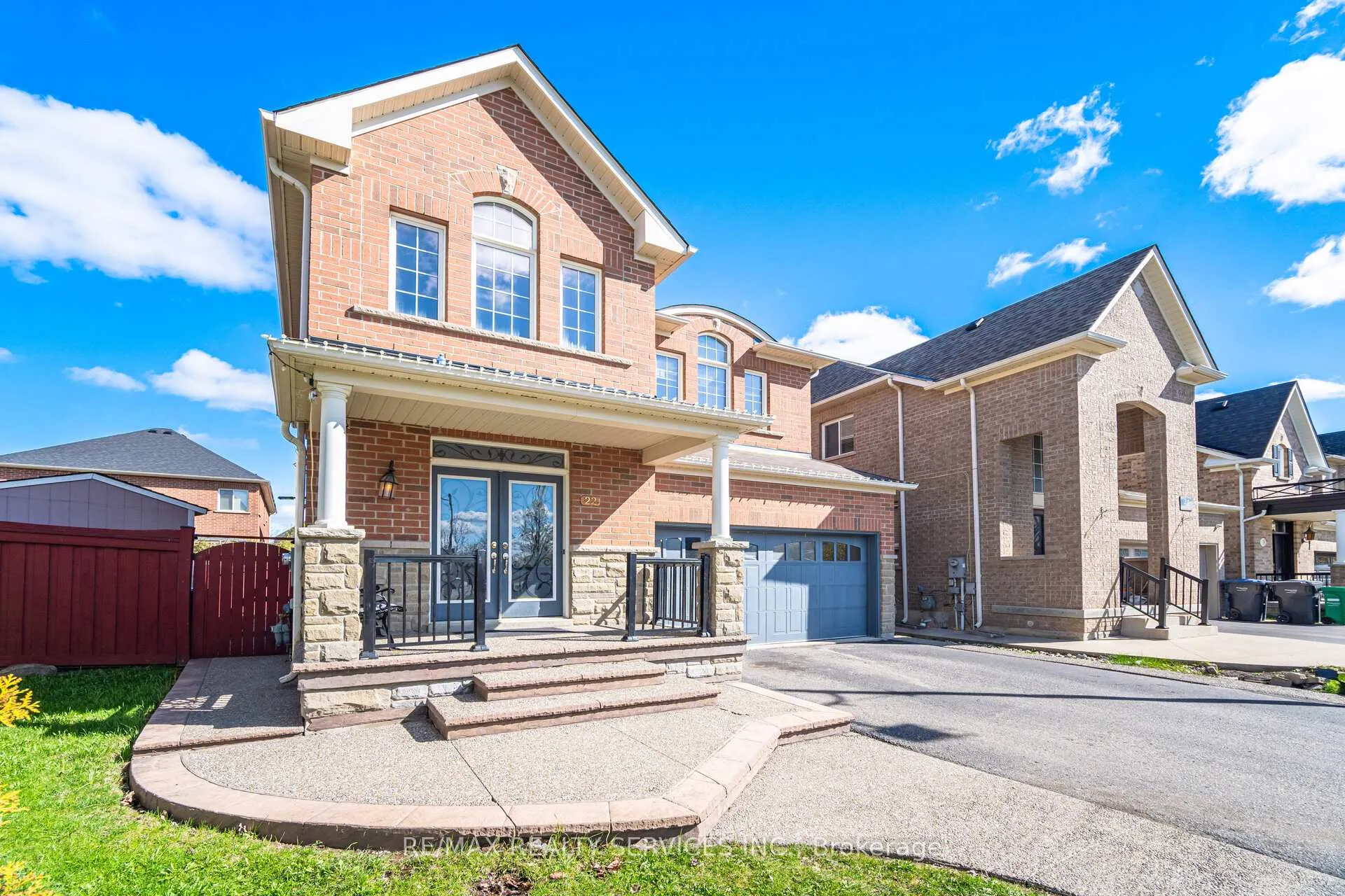 Photo 3 of 22 Everingham Circle, Brampton, Sandringham-Wellington — HOMEH