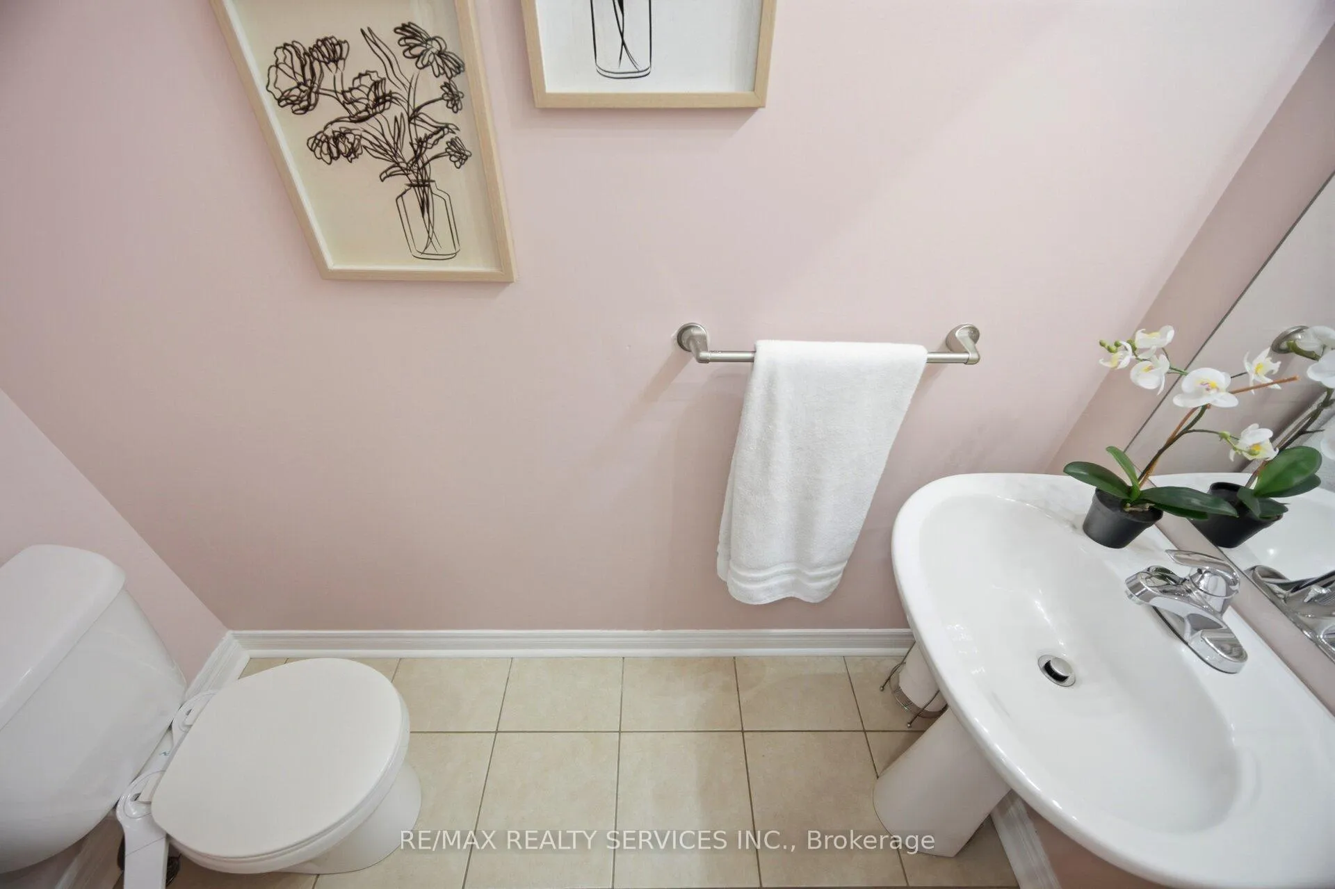 Photo 20 of 22 Everingham Circle, Brampton, Sandringham-Wellington — HOMEH