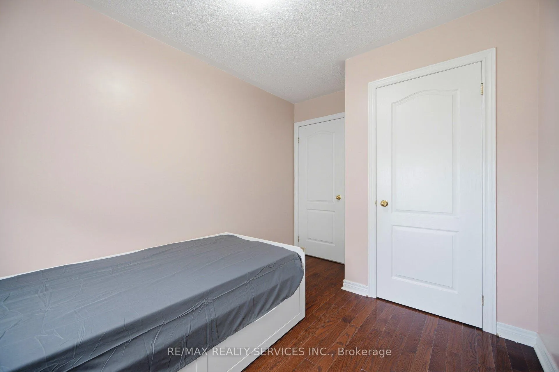 Photo 36 of 22 Everingham Circle, Brampton, Sandringham-Wellington — HOMEH