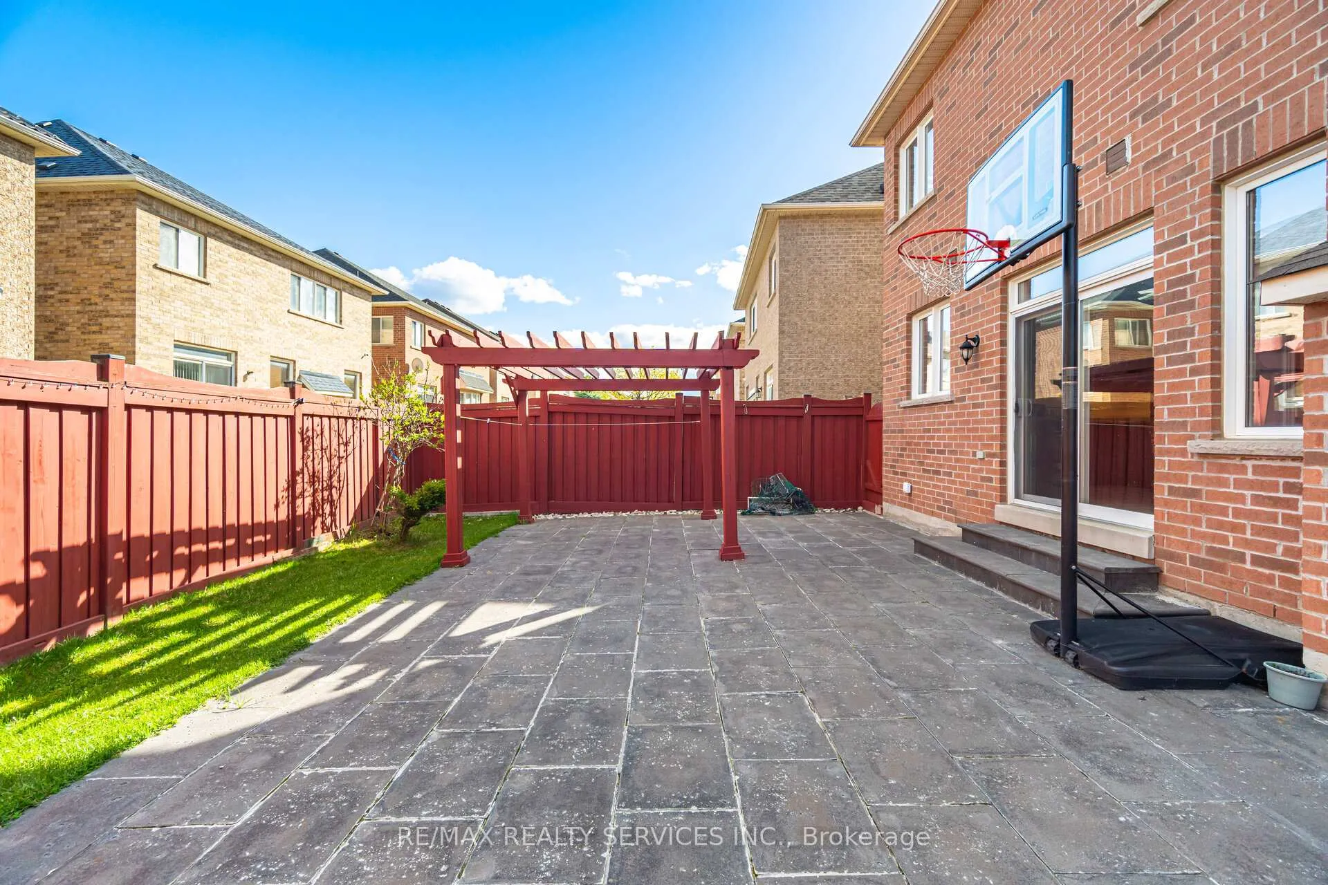 Photo 47 of 22 Everingham Circle, Brampton, Sandringham-Wellington — HOMEH