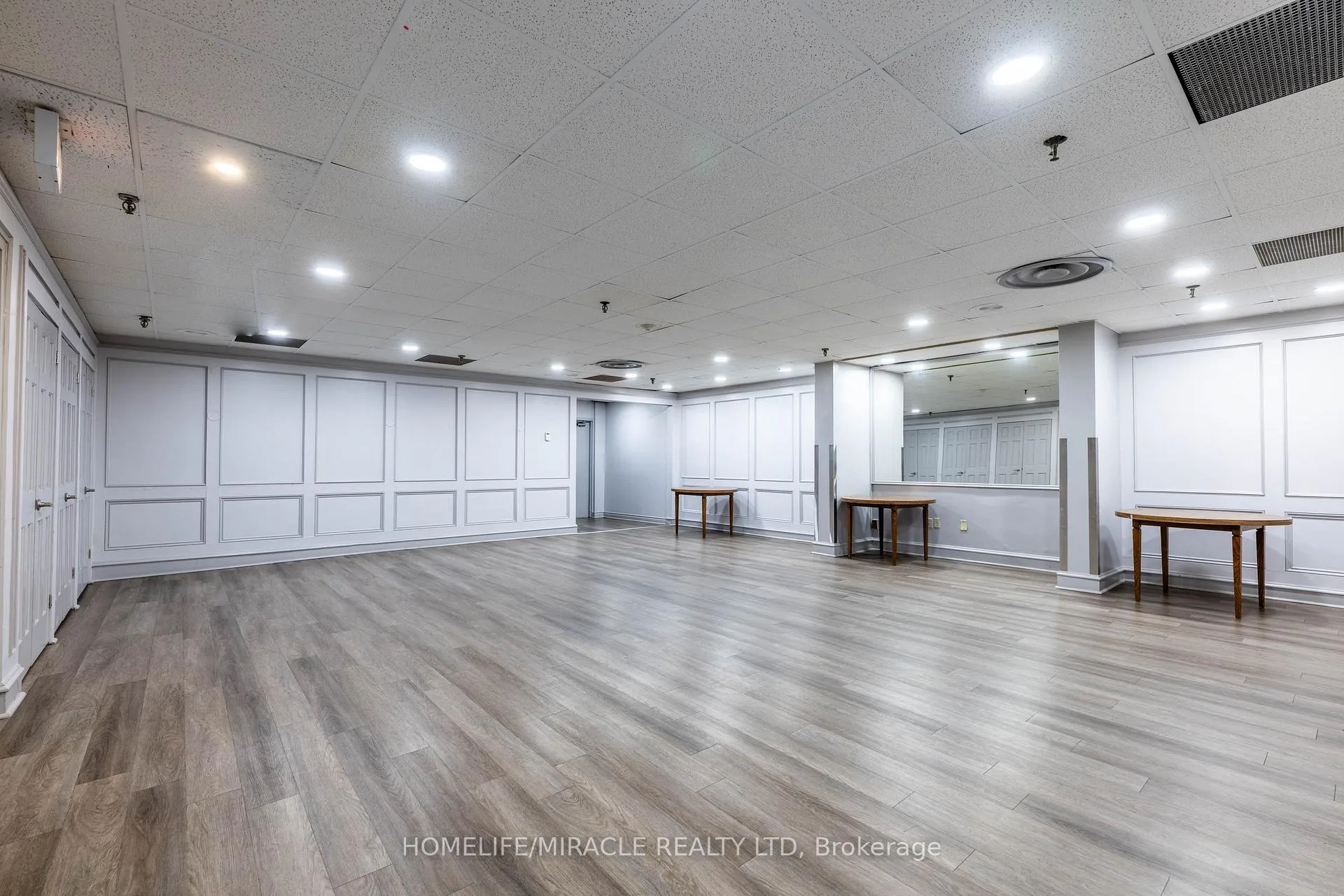 Photo 33 of Unit 905, 177 Linus Road, North York, Don Valley Village — HOMEH