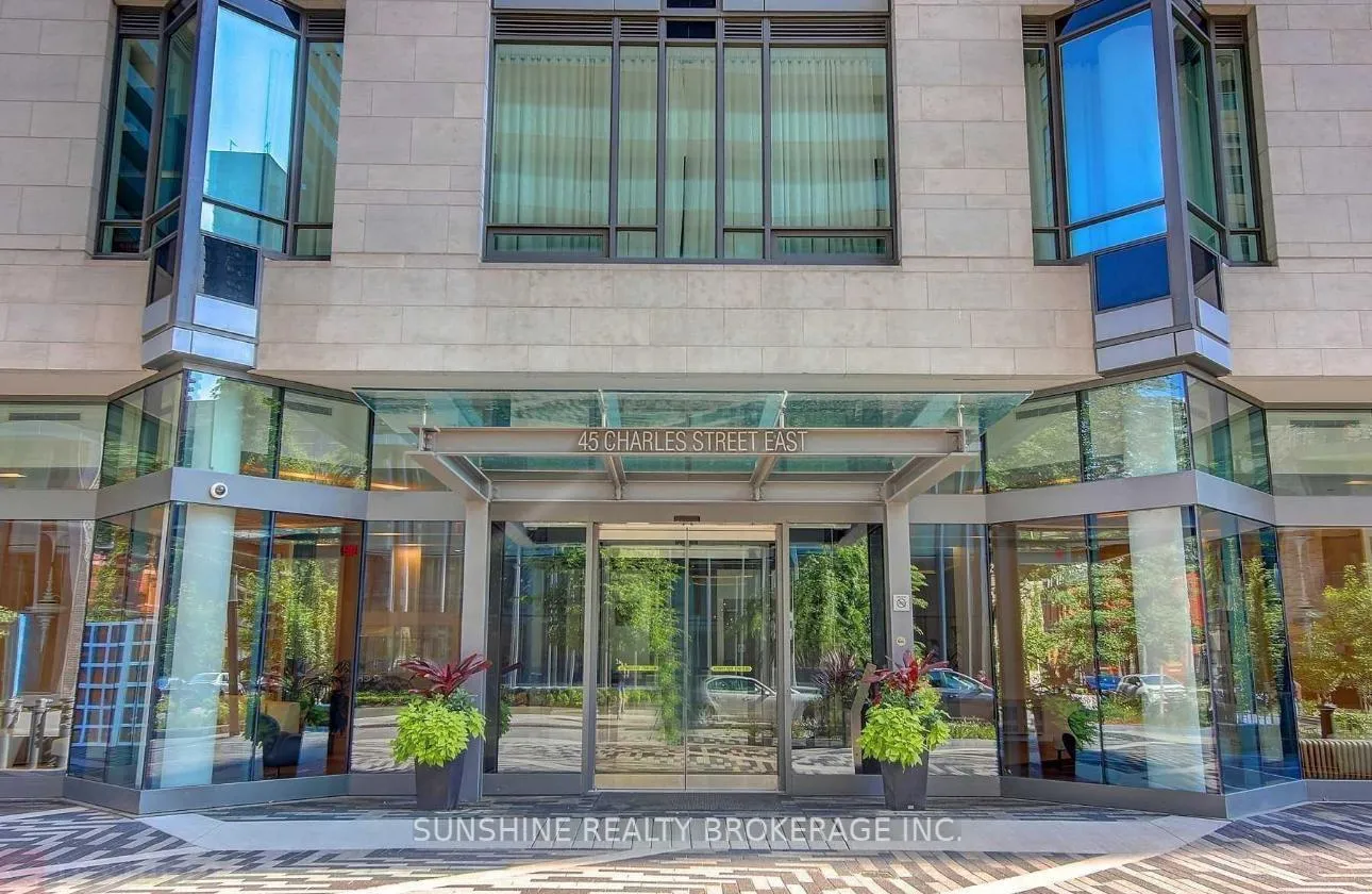 Photo 3 of Unit 3506, 45 Charles Street E, Toronto, Church-Yonge Corridor — HOMEH