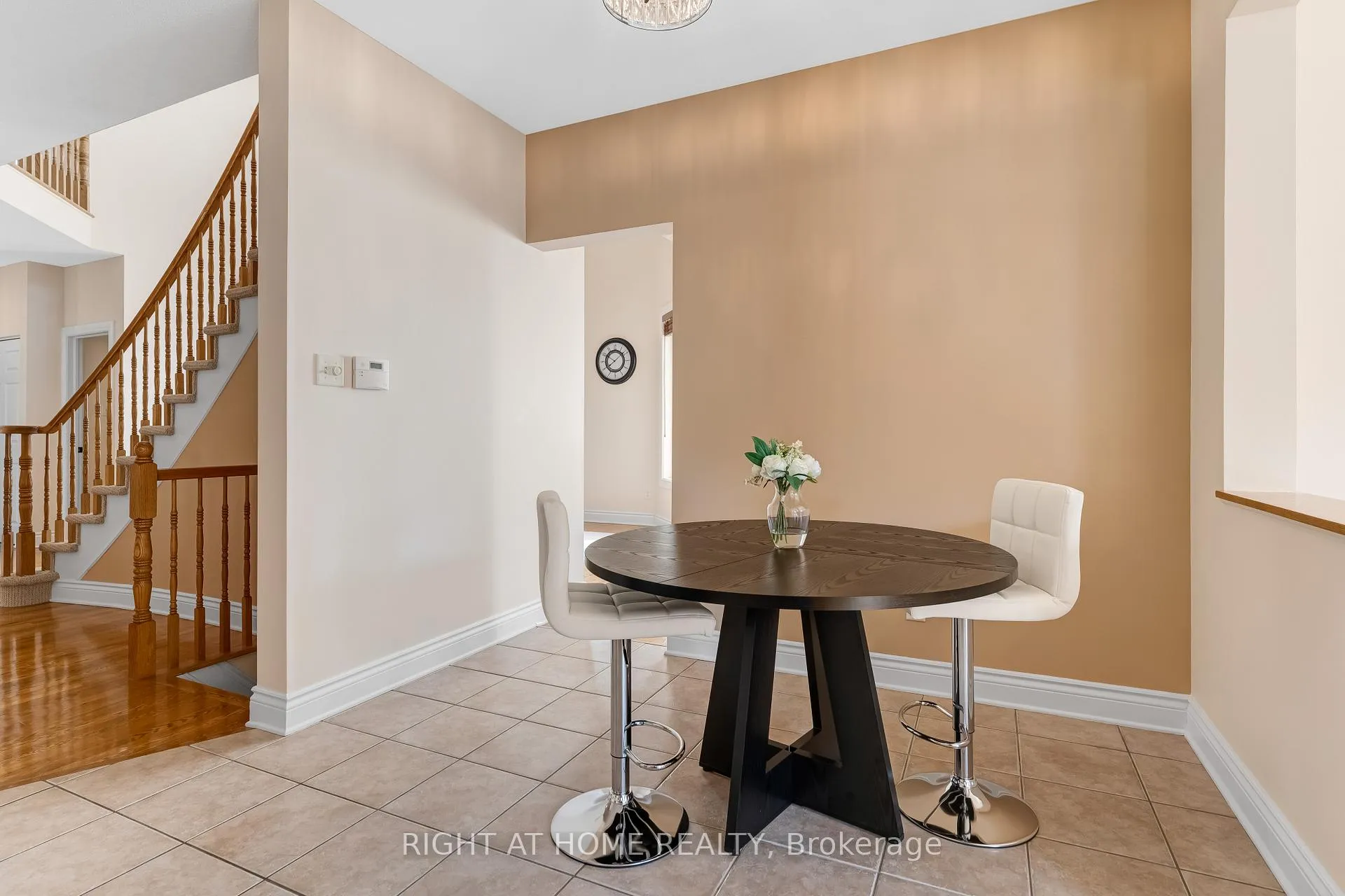 Photo 11 of 409 Beatrice Drive, Ottawa, Barrhaven - Longfields — HOMEH