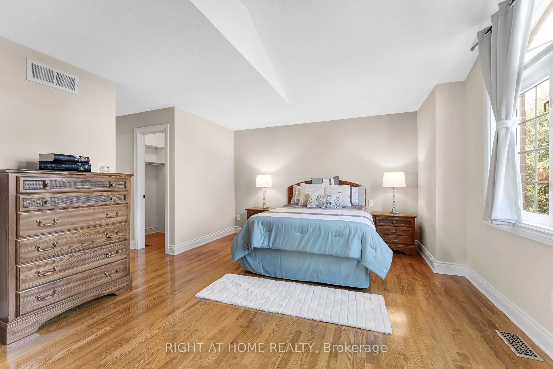 Photo 23 of 409 Beatrice Drive, Ottawa, Barrhaven - Longfields — HOMEH