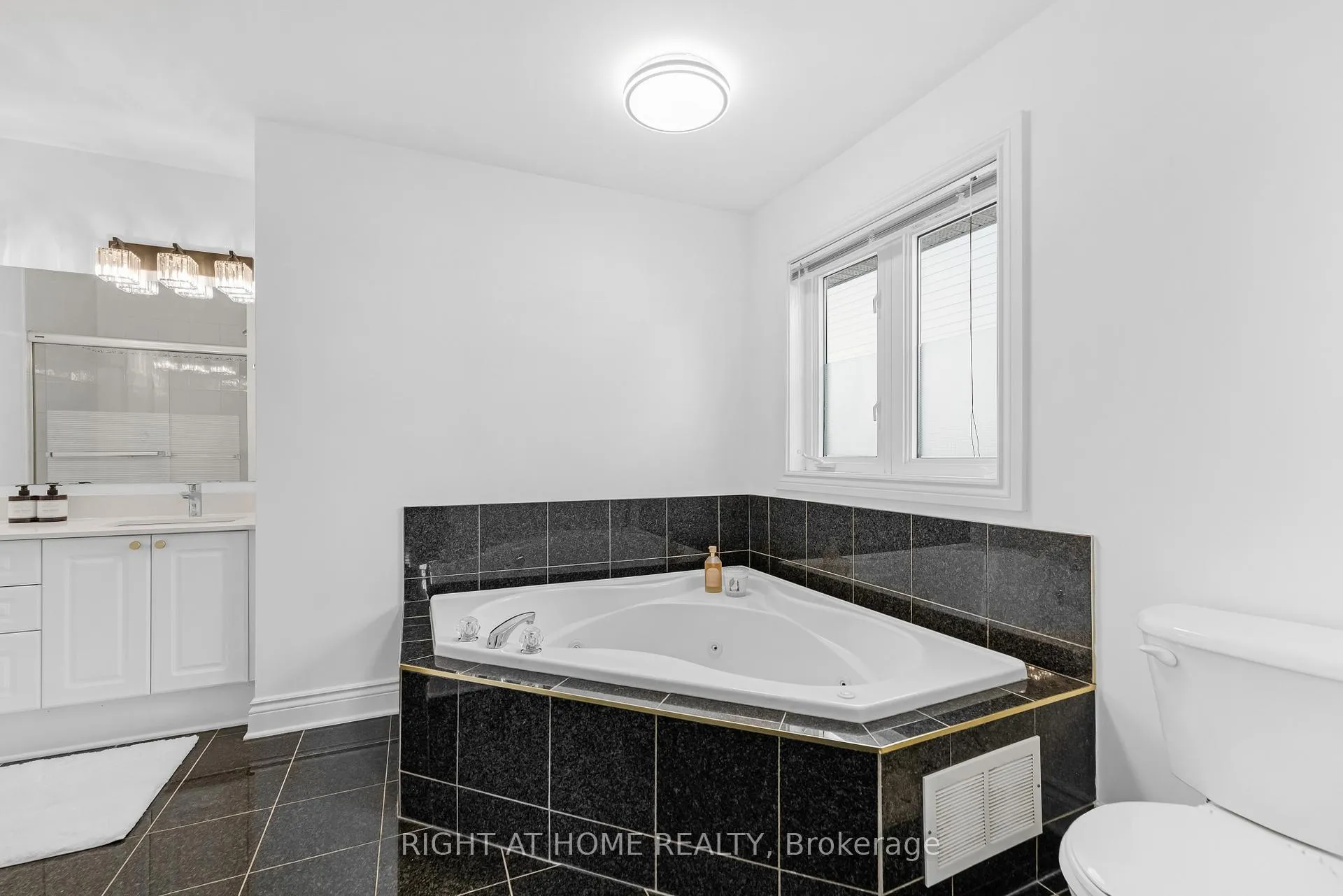 Photo 25 of 409 Beatrice Drive, Ottawa, Barrhaven - Longfields — HOMEH