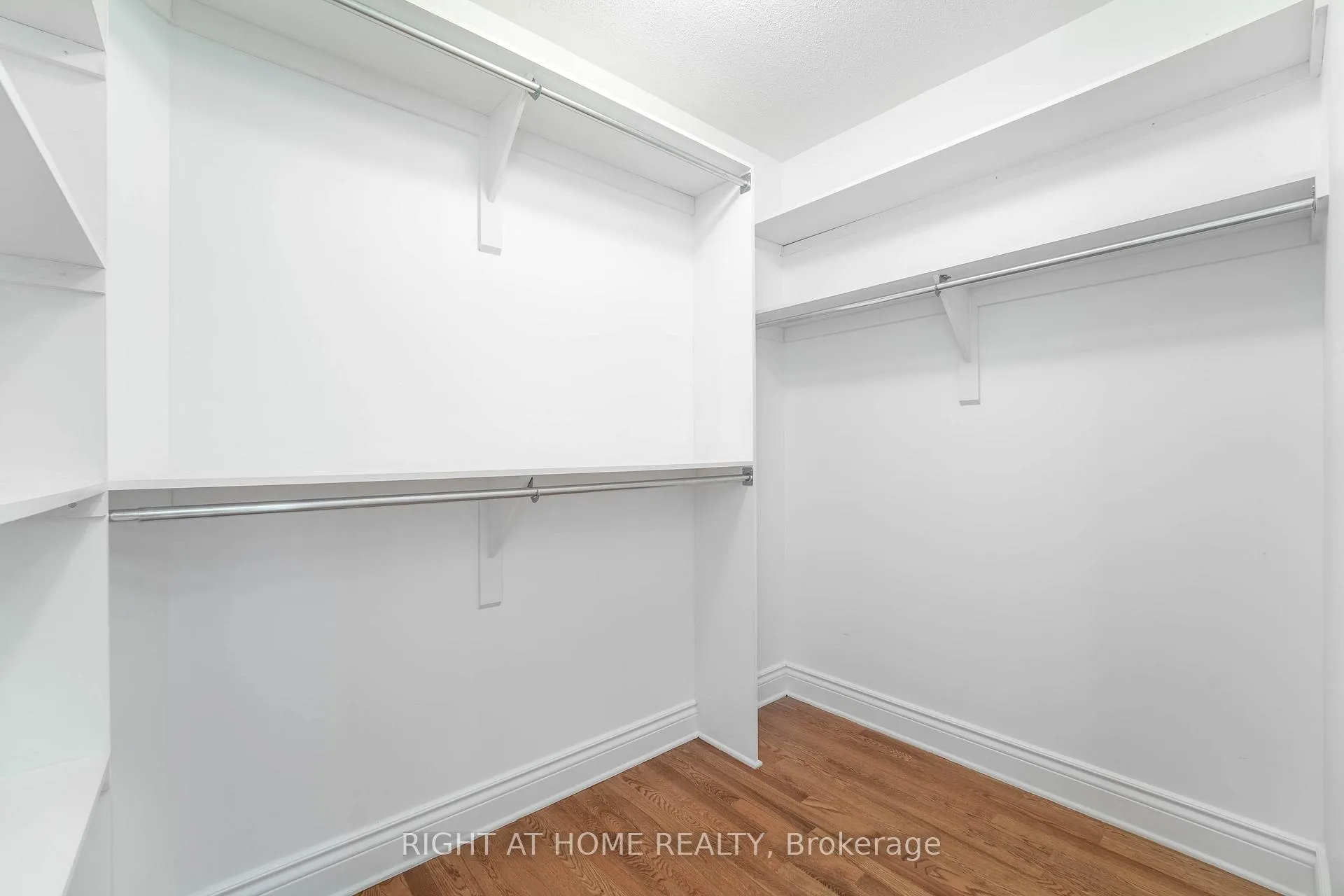 Photo 26 of 409 Beatrice Drive, Ottawa, Barrhaven - Longfields — HOMEH