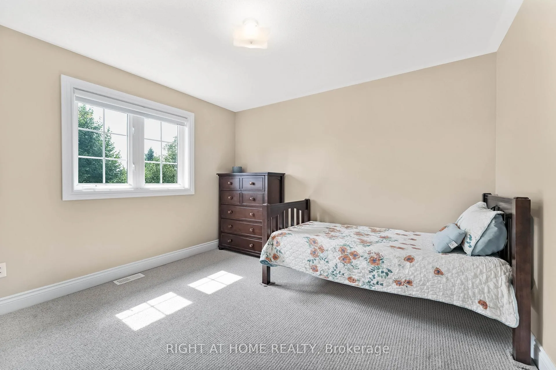 Photo 32 of 409 Beatrice Drive, Ottawa, Barrhaven - Longfields — HOMEH