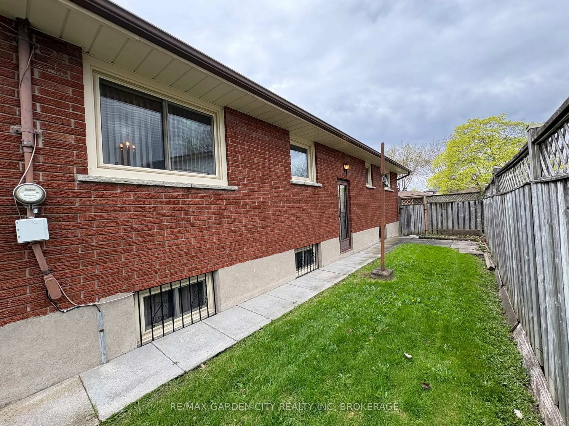 Photo 5 of 69 Strathmore Crescent, Welland, Lincoln/Crowland — HOMEH