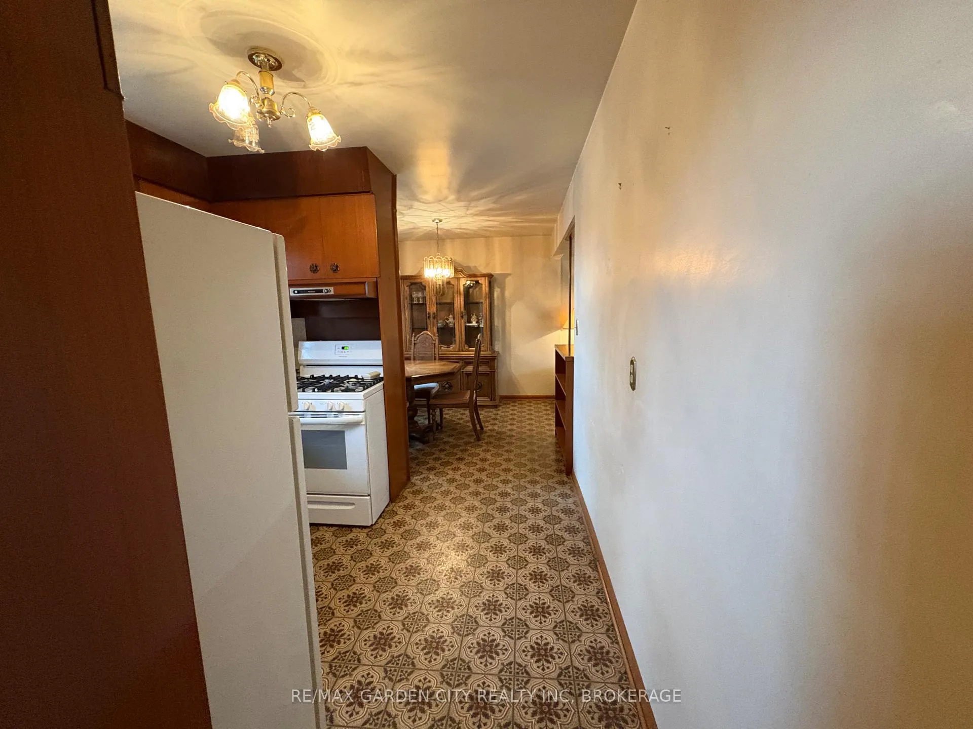 Photo 16 of 69 Strathmore Crescent, Welland, Lincoln/Crowland — HOMEH