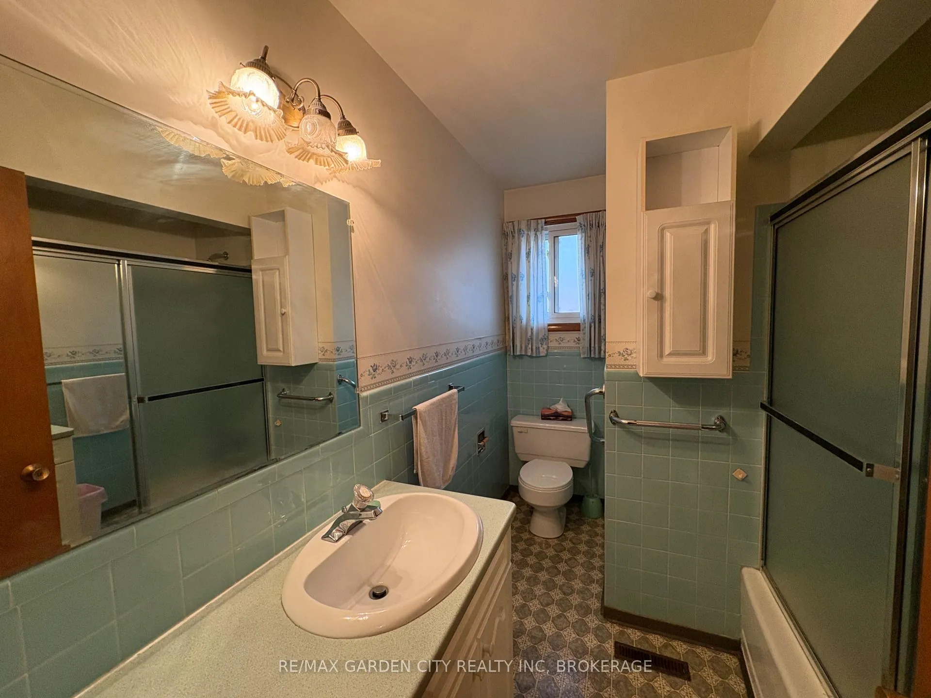 Photo 26 of 69 Strathmore Crescent, Welland, Lincoln/Crowland — HOMEH