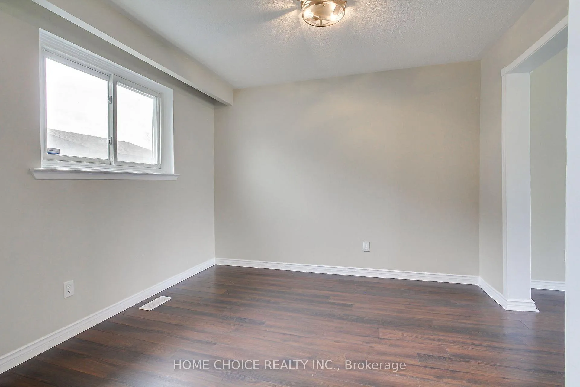 Photo 14 of 140 Michael Boulevard, Whitby, Lynde Creek — HOMEH