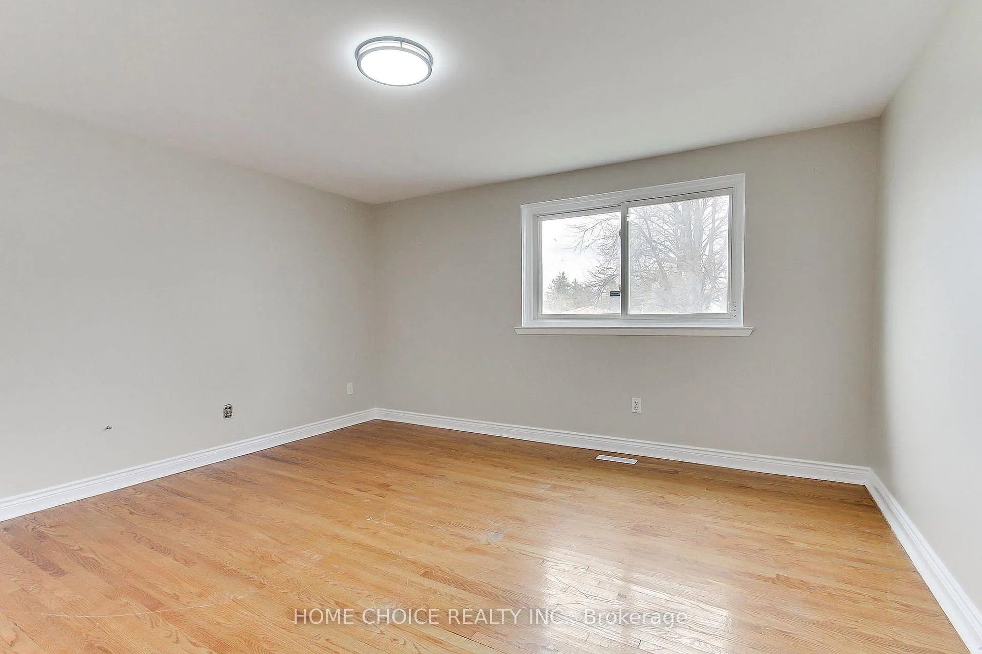 Photo 25 of 140 Michael Boulevard, Whitby, Lynde Creek — HOMEH