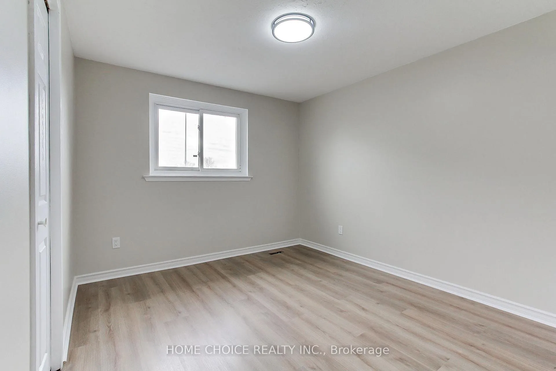 Photo 27 of 140 Michael Boulevard, Whitby, Lynde Creek — HOMEH