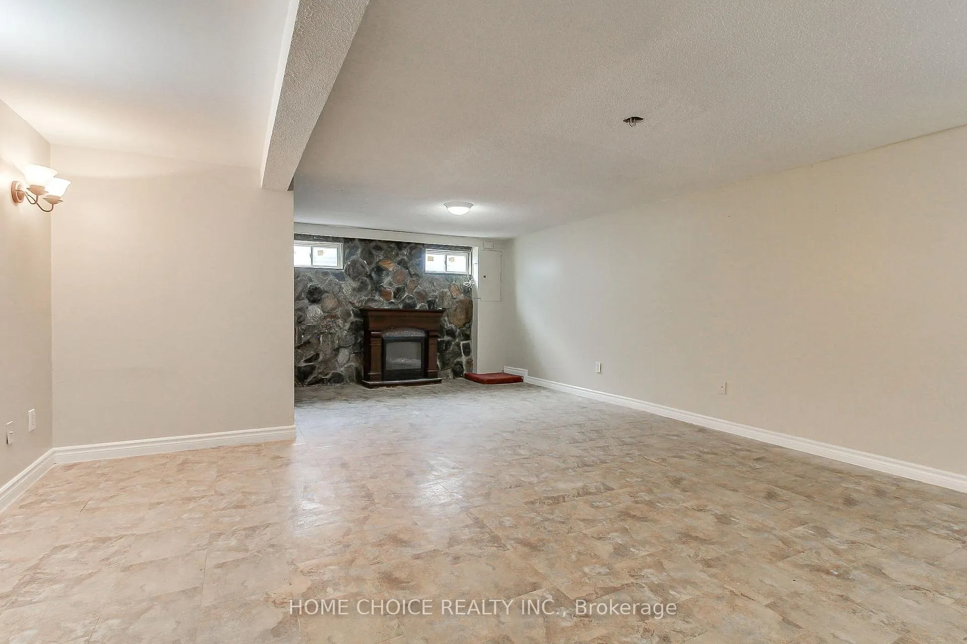 Photo 33 of 140 Michael Boulevard, Whitby, Lynde Creek — HOMEH