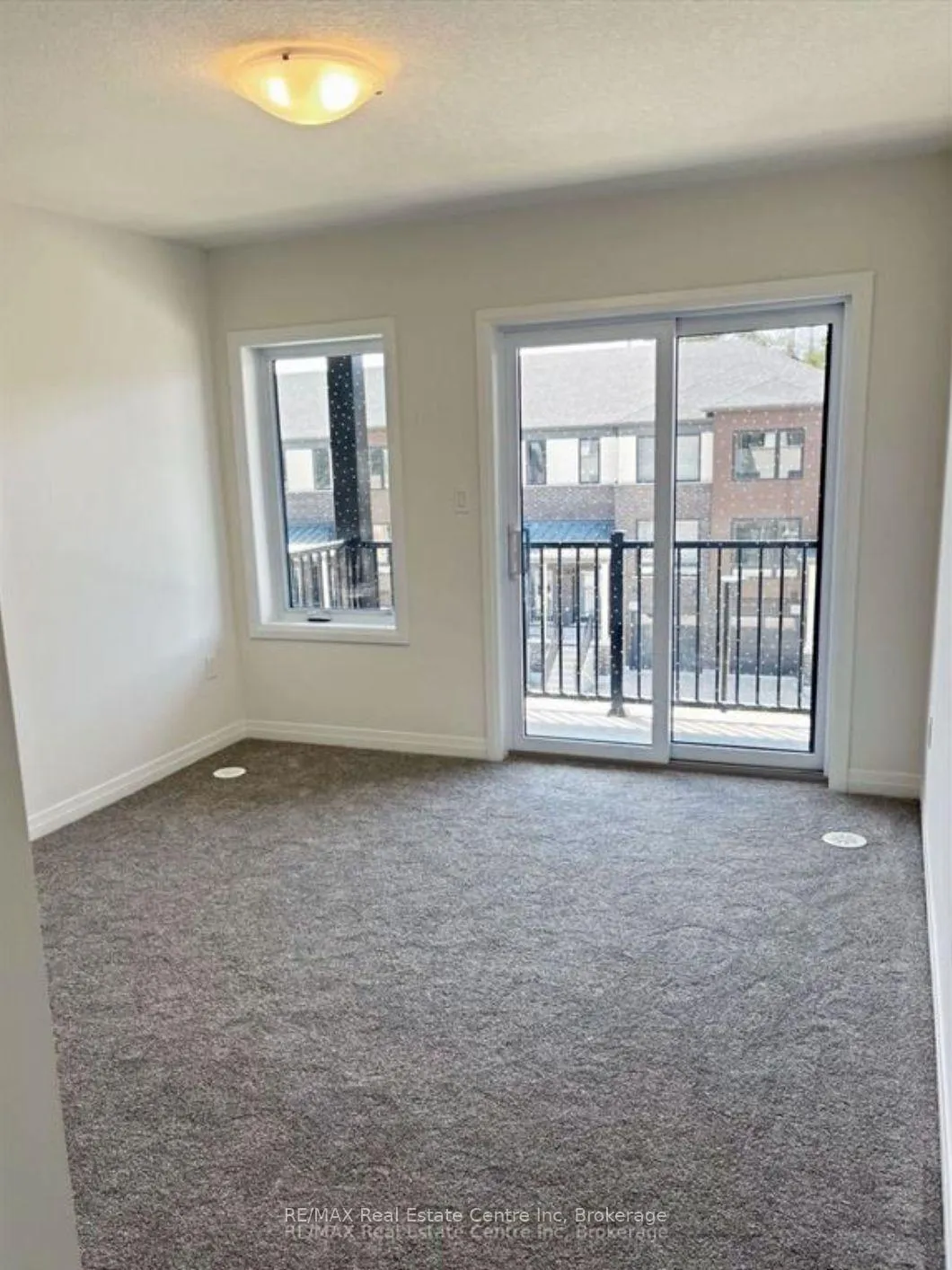 Photo 12 of 57 Thatcher Drive, Guelph, Kortright East — HOMEH