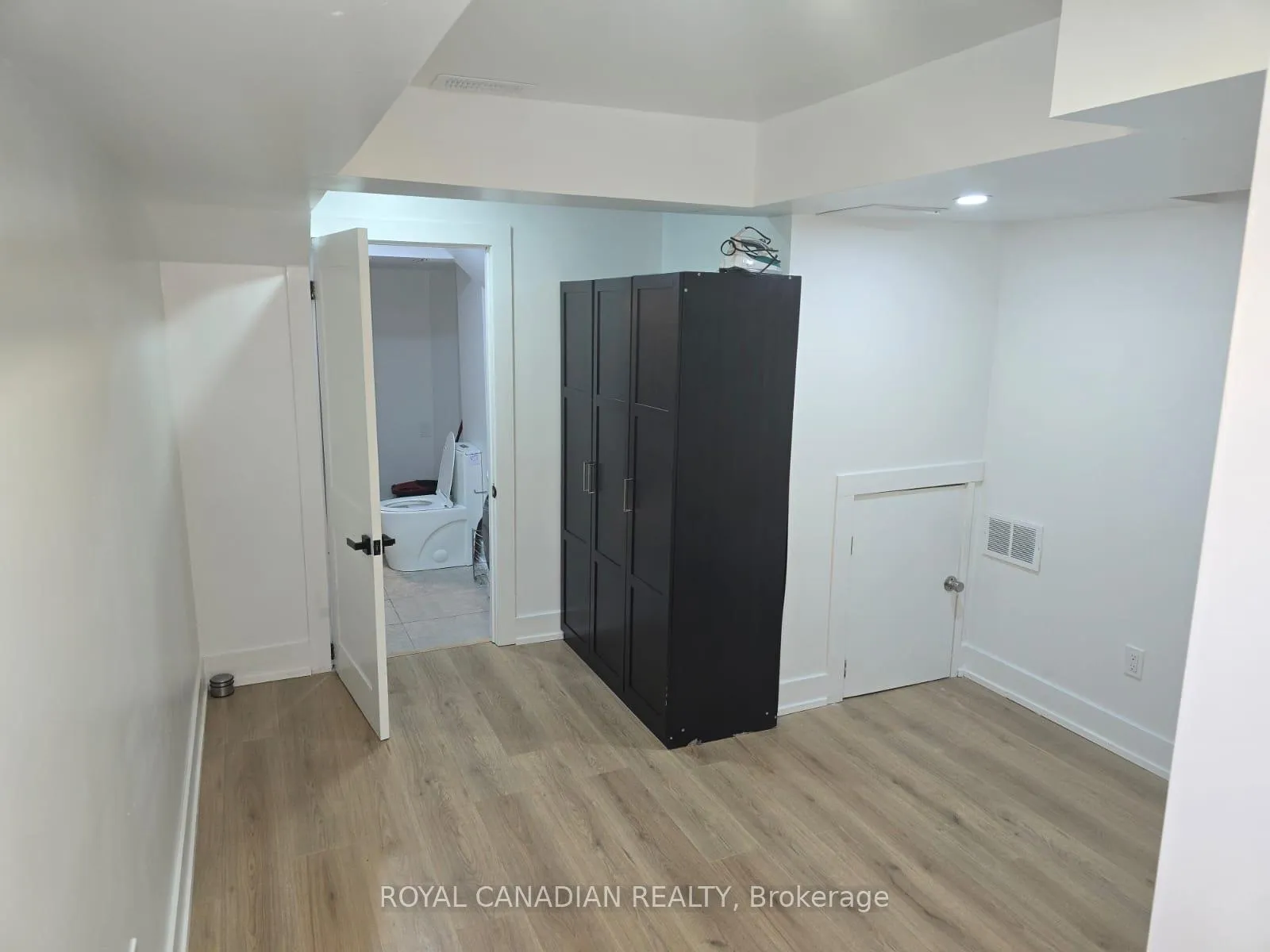 Photo 8 of Unit BSMT, 1569 Edgecroft Drive, Pickering, Duffin Heights — HOMEH