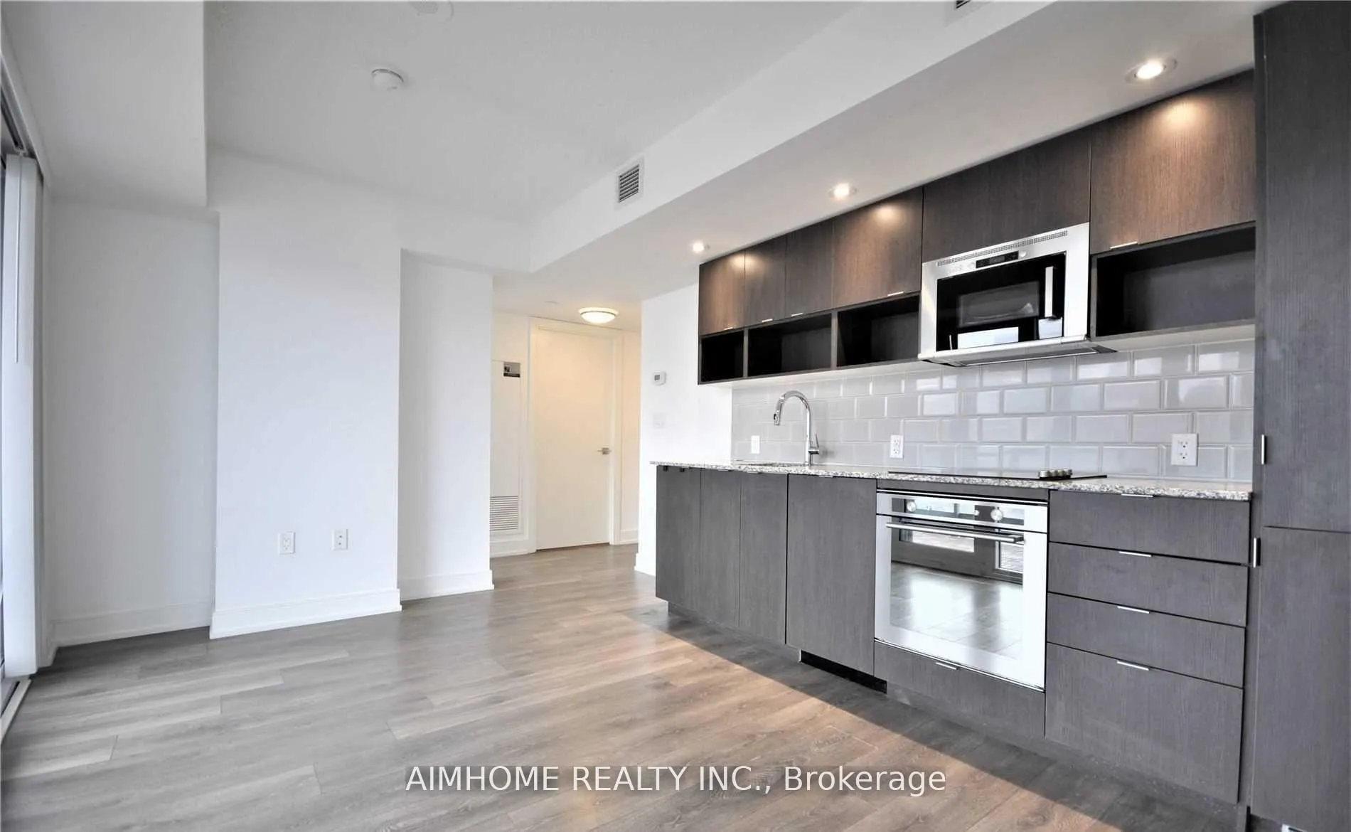 Photo 5 of Unit 2611, 89 Mcgill Street, Toronto, Church-Yonge Corridor — HOMEH