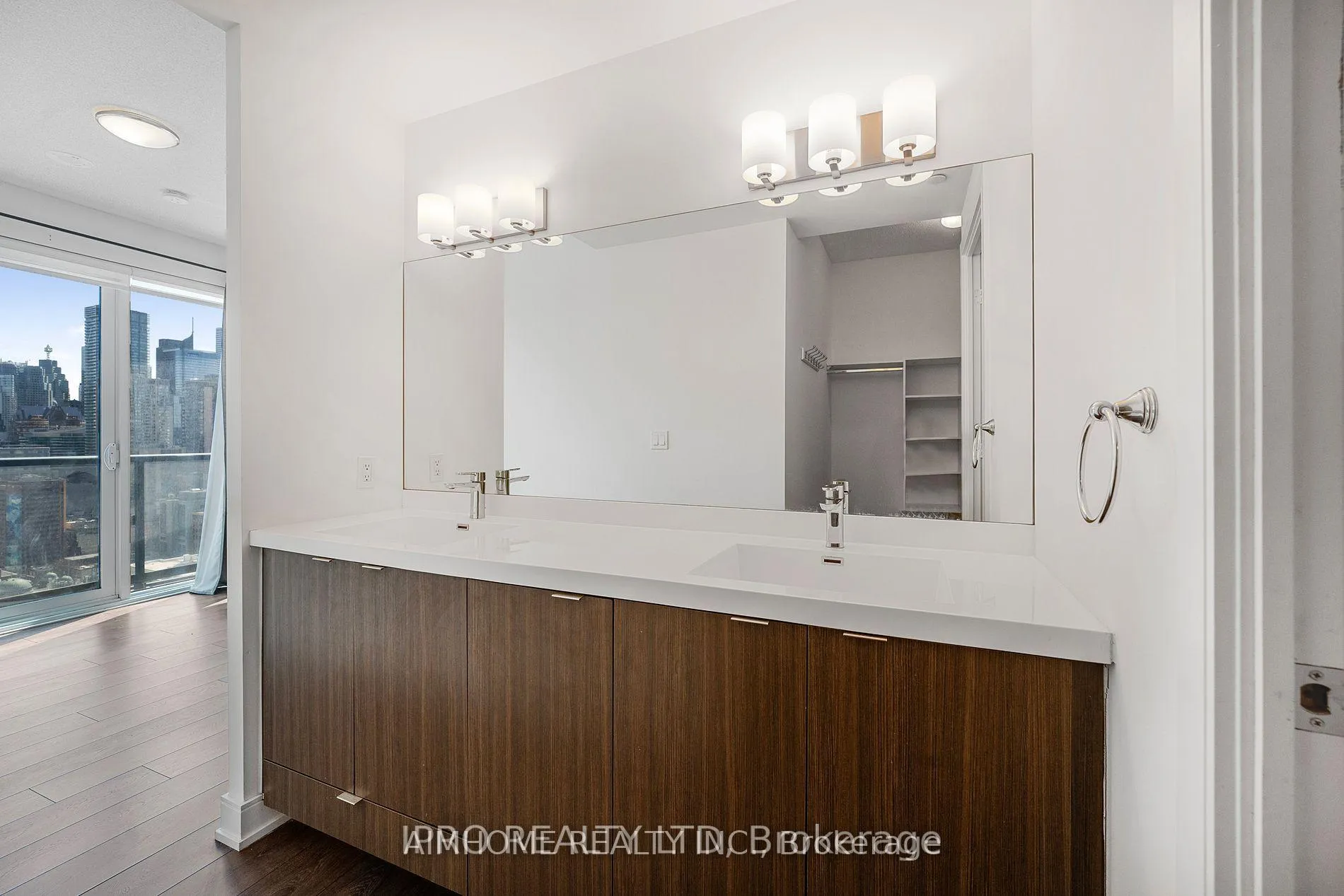 Photo 12 of Unit 2611, 89 Mcgill Street, Toronto, Church-Yonge Corridor — HOMEH