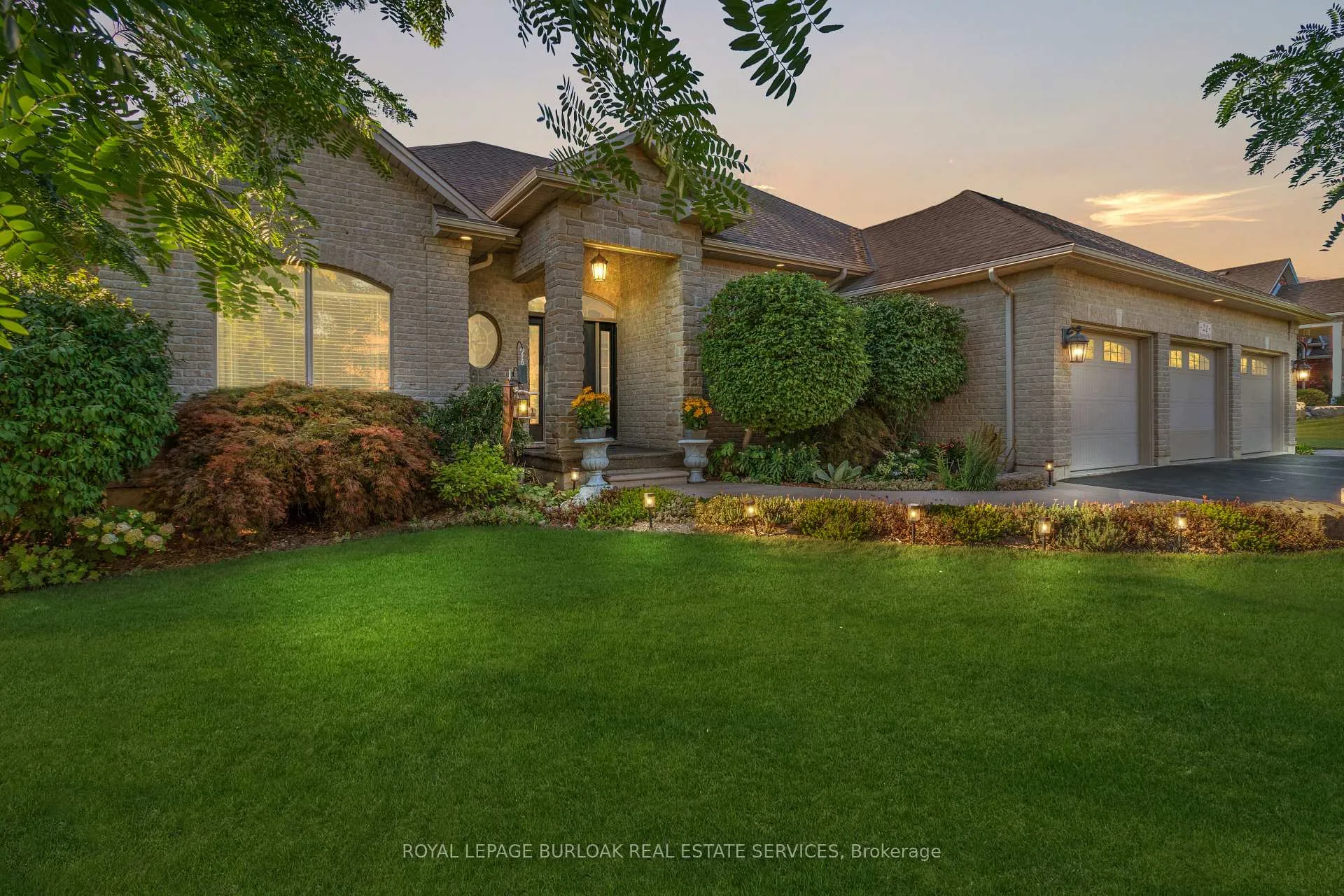 Photo 2 of 21 Farrow Road, Brantford, Oakhill Dr — HOMEH