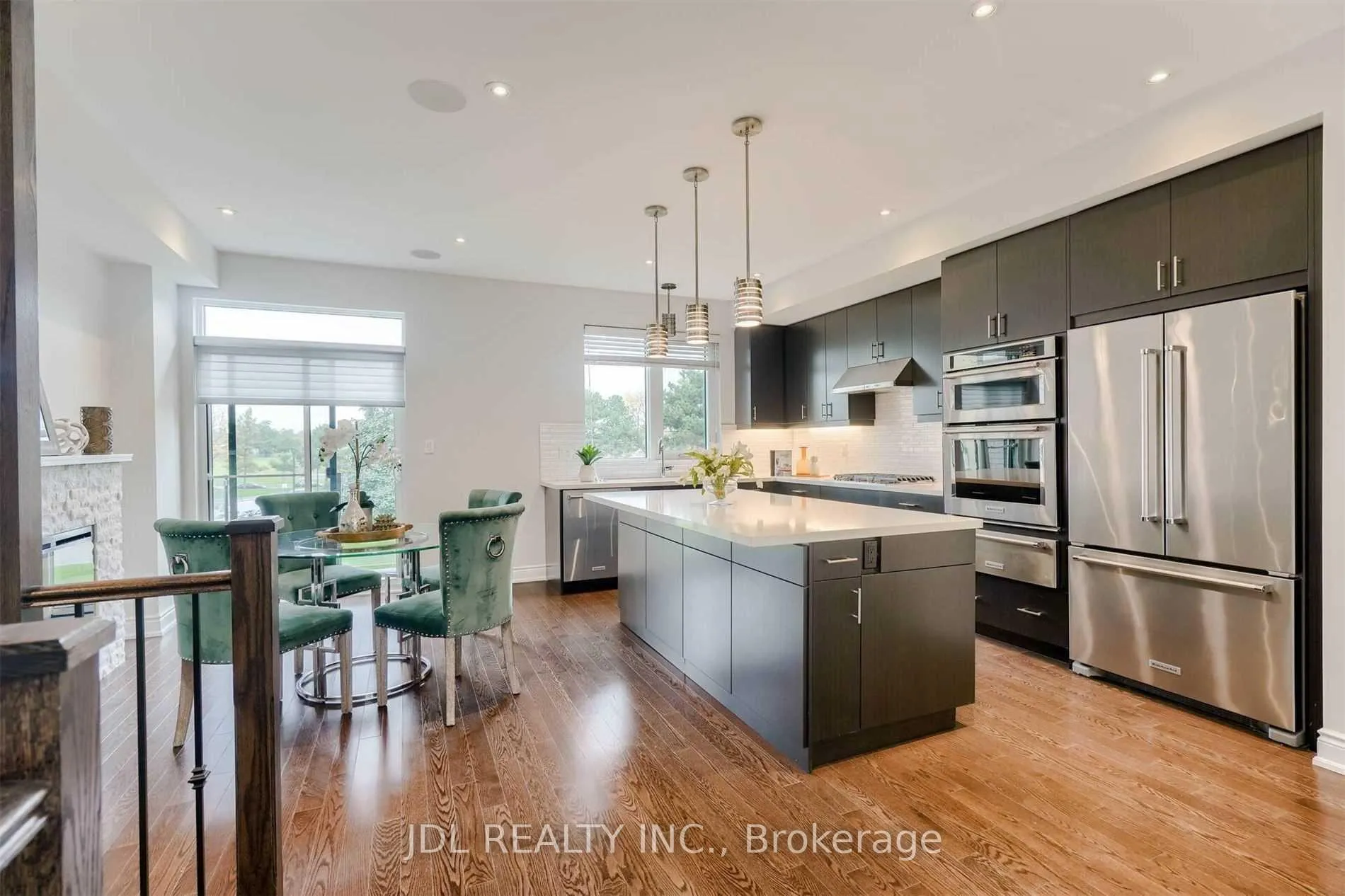 Photo 9 of 44 Pony Farm Drive, Etobicoke, Willowridge-Martingrove-Richview — HOMEH