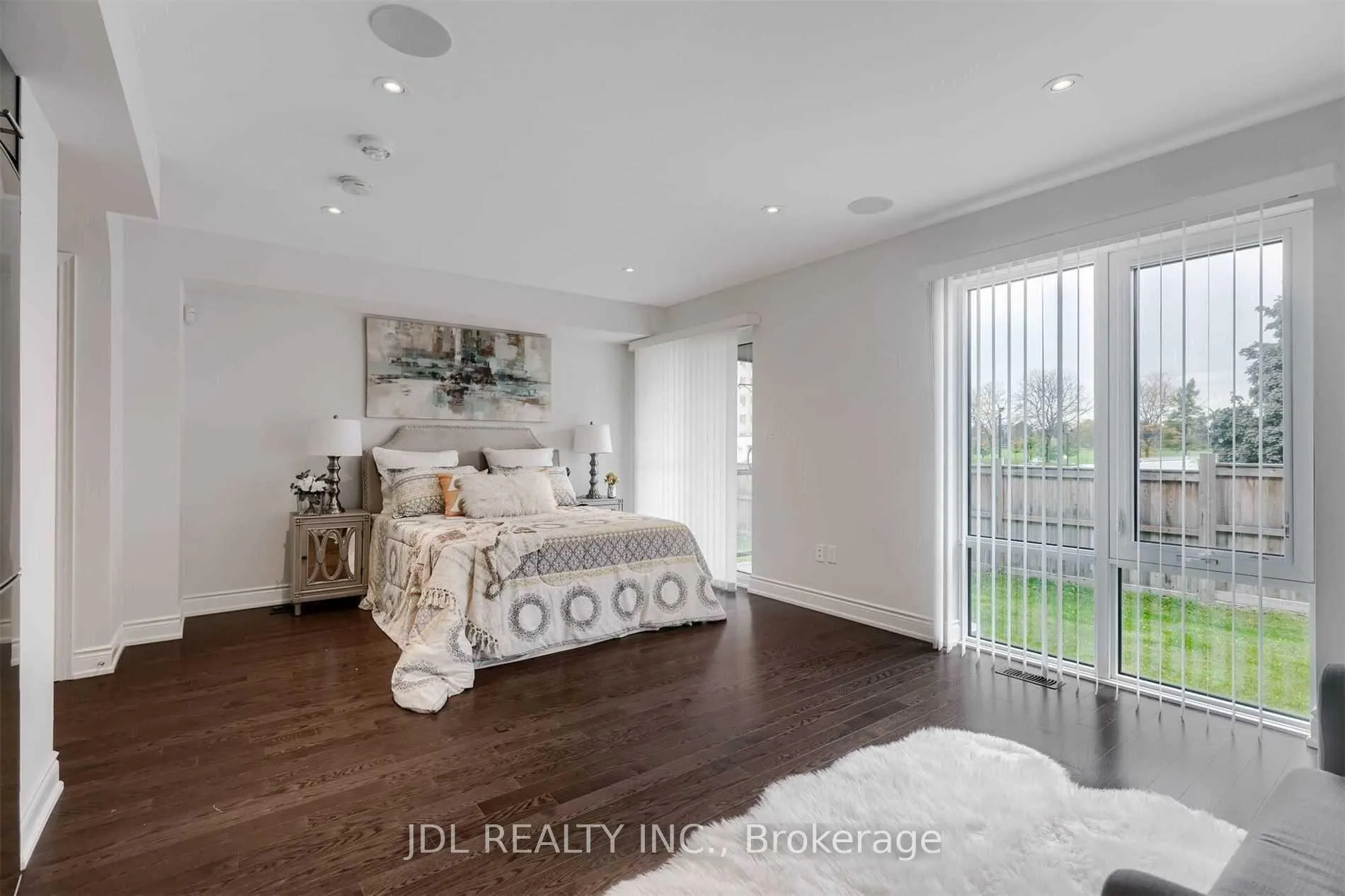 Photo 34 of 44 Pony Farm Drive, Etobicoke, Willowridge-Martingrove-Richview — HOMEH