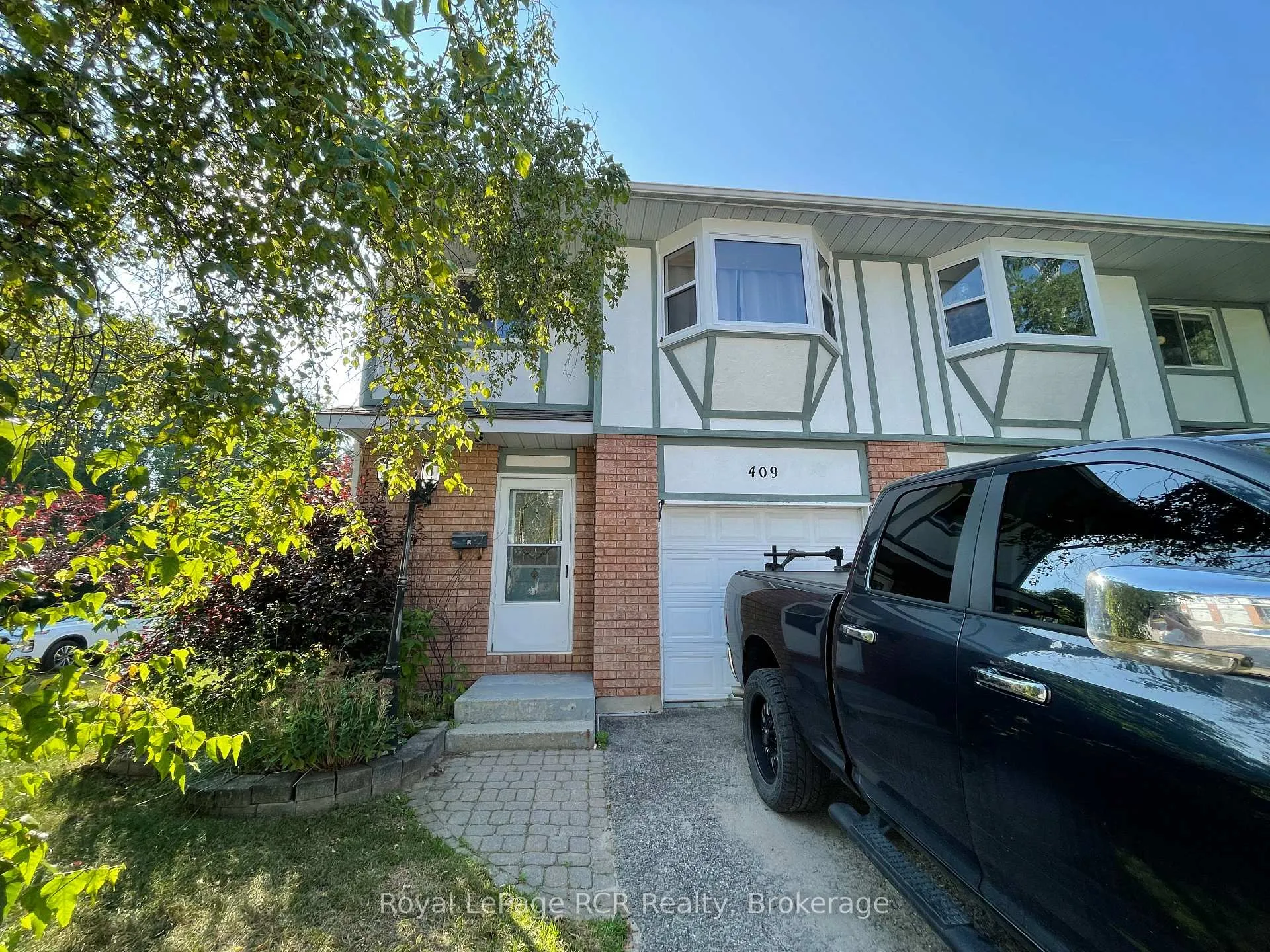 Photo 3 of 409 Thomas Street, Clearview, Stayner — HOMEH