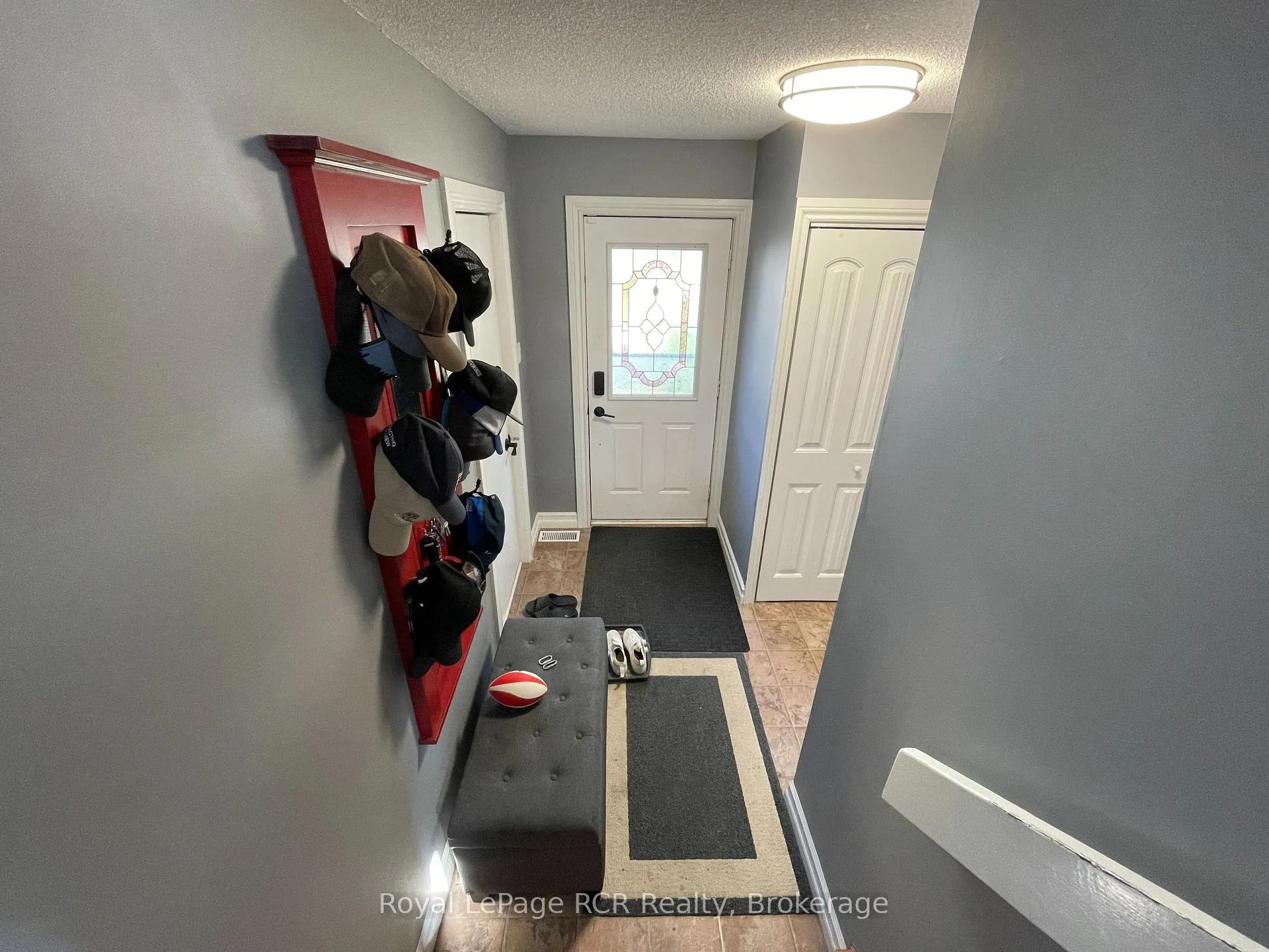 Photo 4 of 409 Thomas Street, Clearview, Stayner — HOMEH