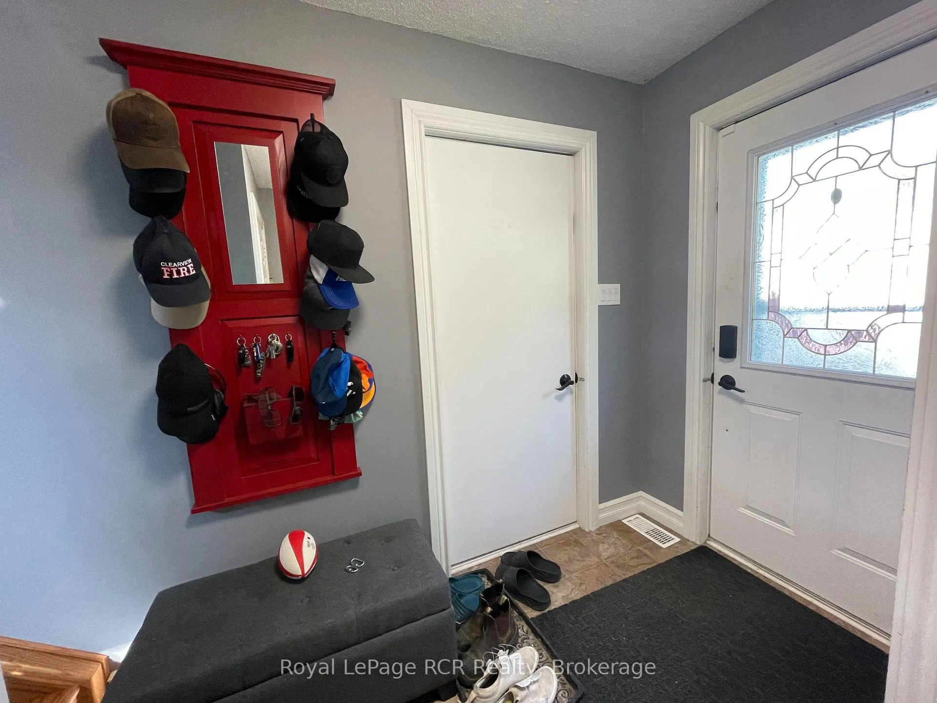 Photo 7 of 409 Thomas Street, Clearview, Stayner — HOMEH