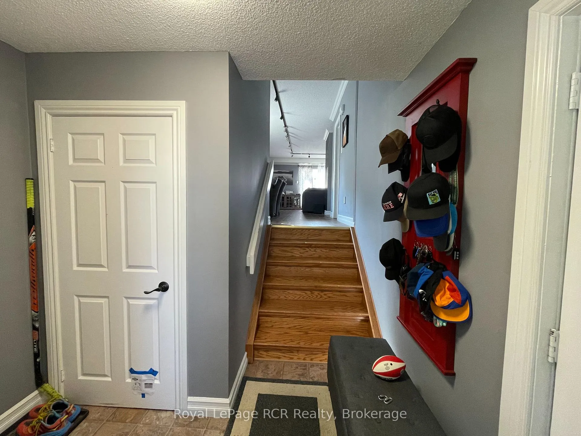 Photo 8 of 409 Thomas Street, Clearview, Stayner — HOMEH