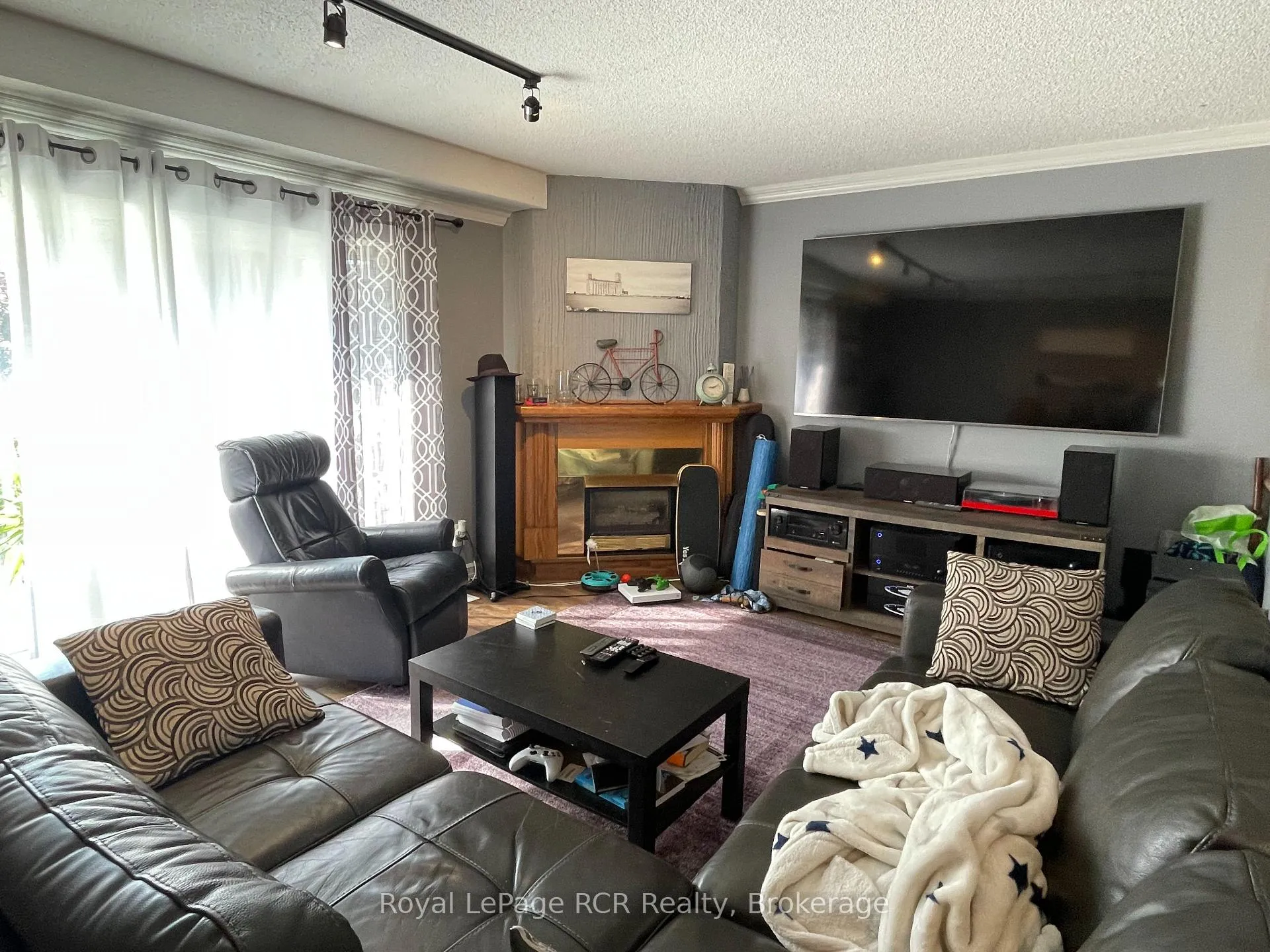 Photo 14 of 409 Thomas Street, Clearview, Stayner — HOMEH