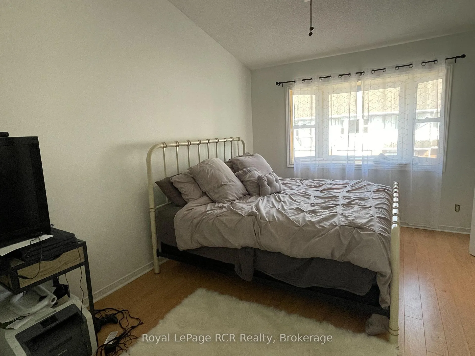 Photo 19 of 409 Thomas Street, Clearview, Stayner — HOMEH