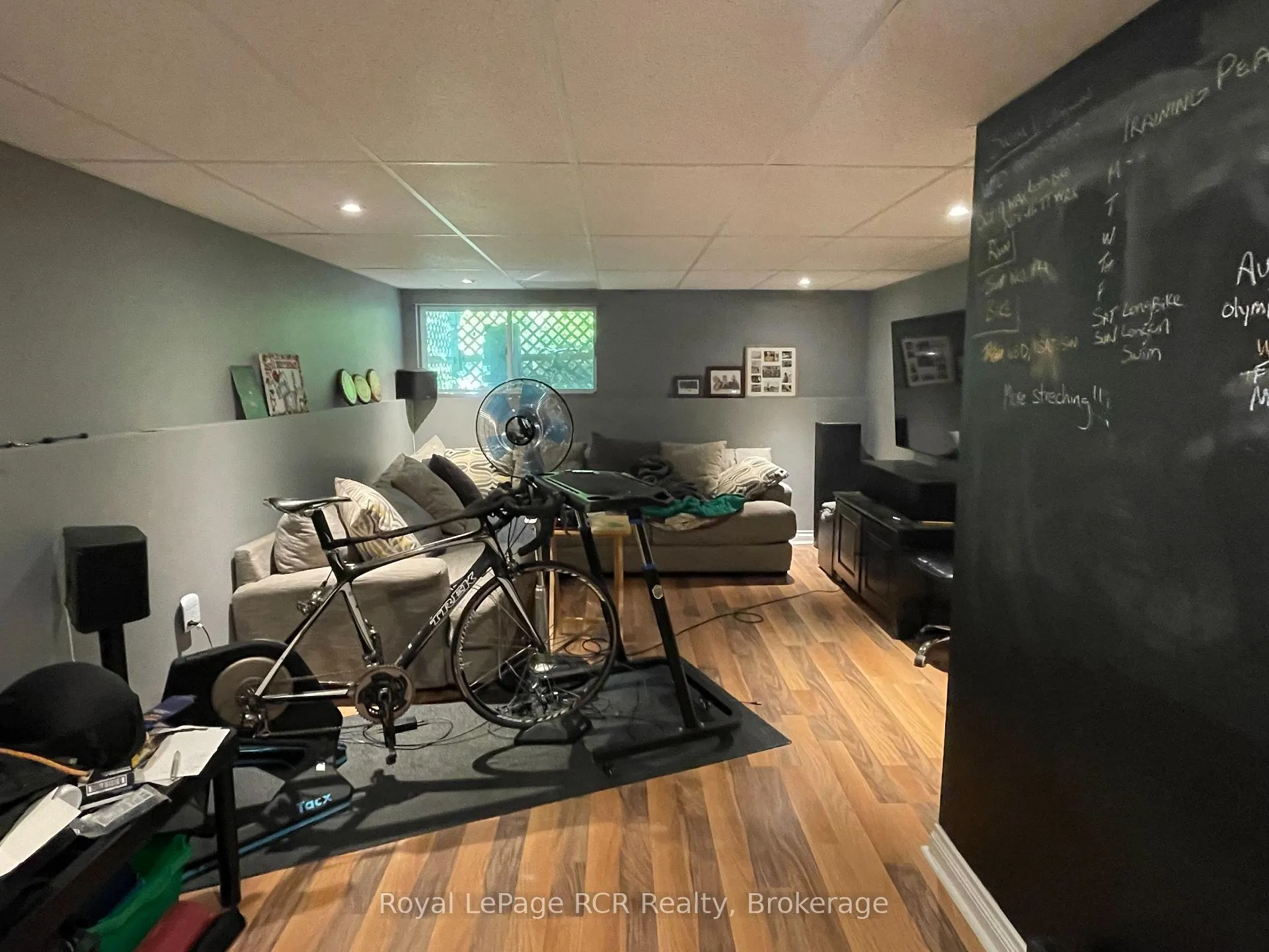 Photo 29 of 409 Thomas Street, Clearview, Stayner — HOMEH