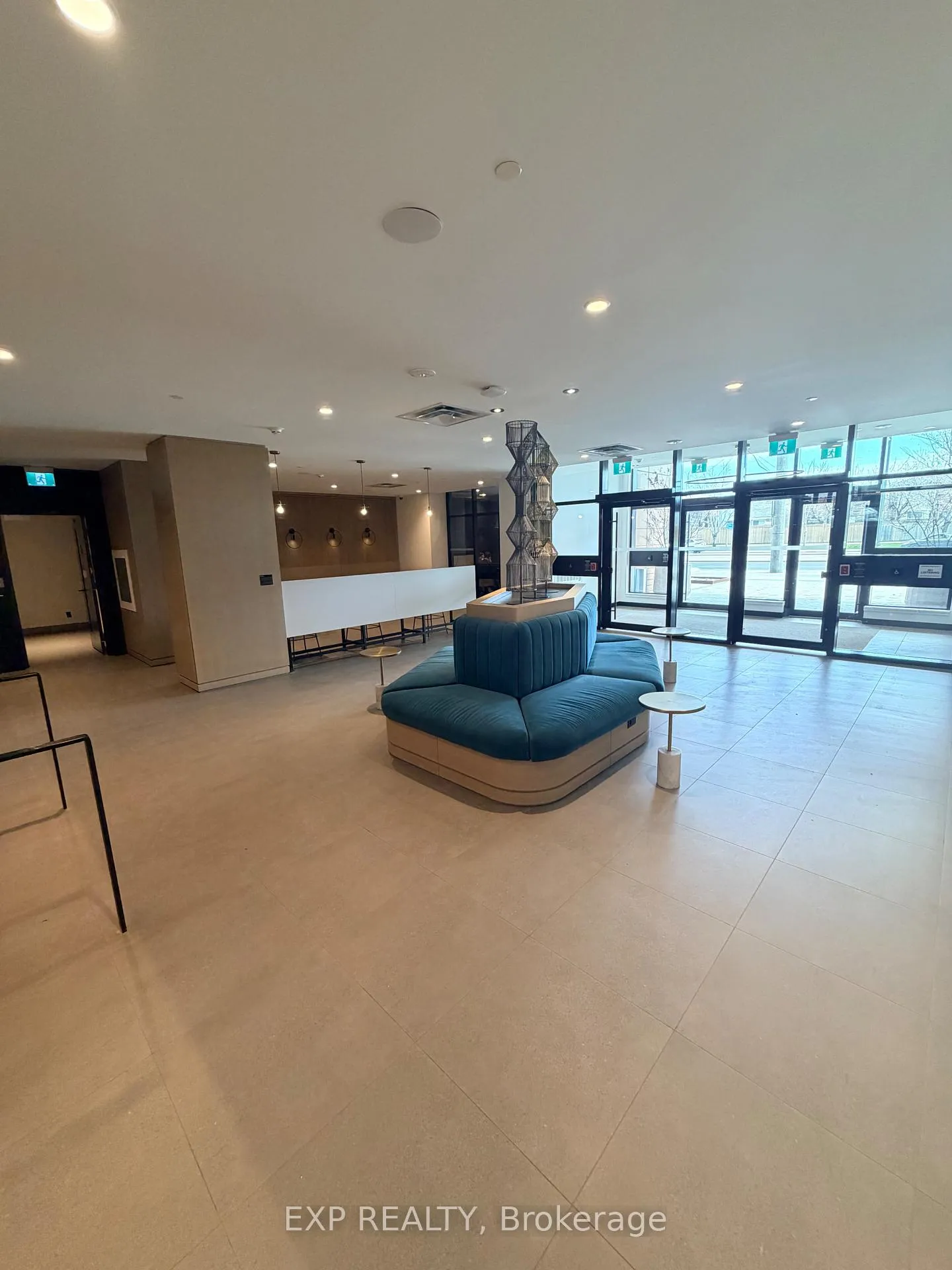 Photo 2 of Unit 1612, 7950 Bathurst Avenue, Vaughan, Beverley Glen — HOMEH