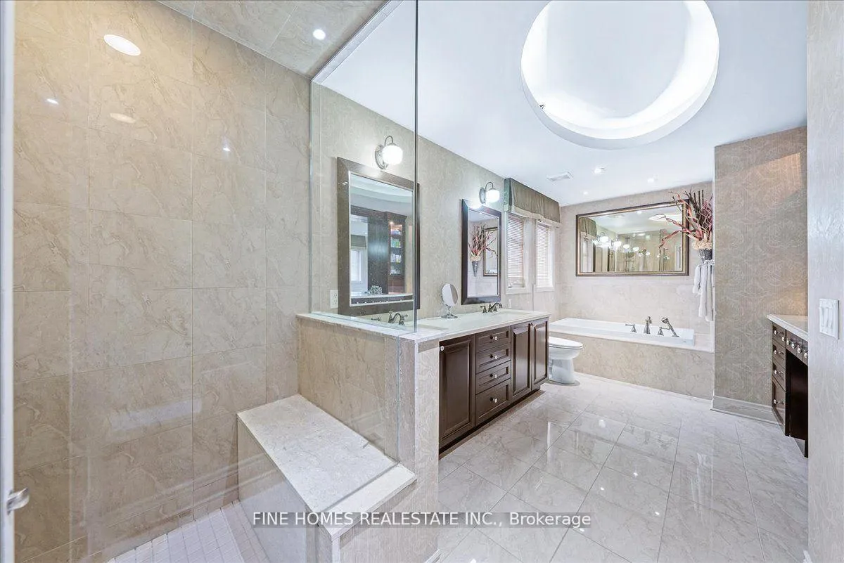 Photo 19 of 26 Gesher Crescent, Vaughan, Patterson — HOMEH