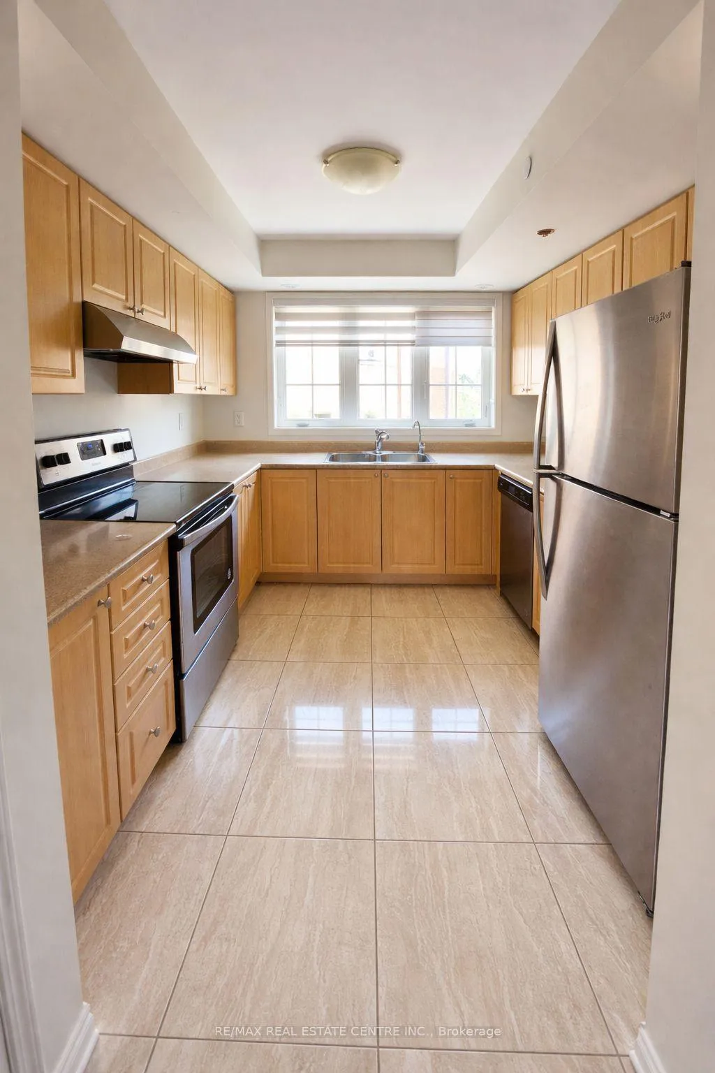 Photo 4 of Unit 382, 2387 Chevron Prince Path, Oshawa, Windfields — HOMEH