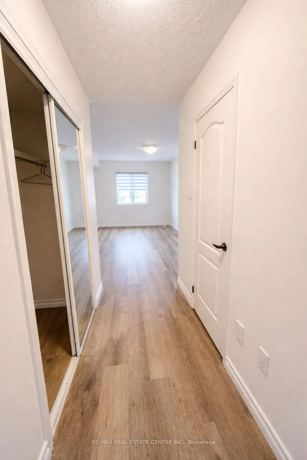 Photo 14 of Unit 382, 2387 Chevron Prince Path, Oshawa, Windfields — HOMEH