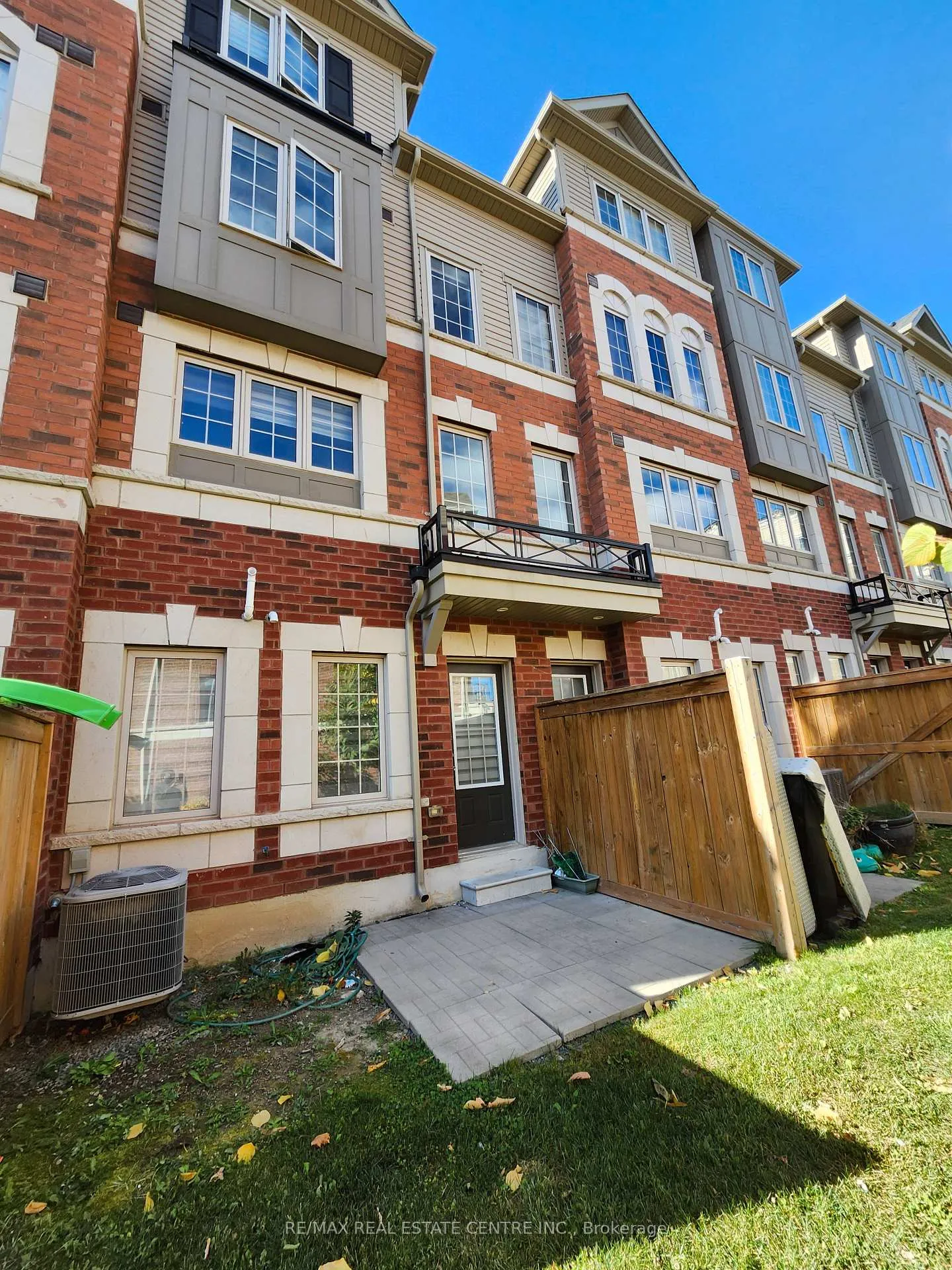 Photo 19 of Unit 382, 2387 Chevron Prince Path, Oshawa, Windfields — HOMEH