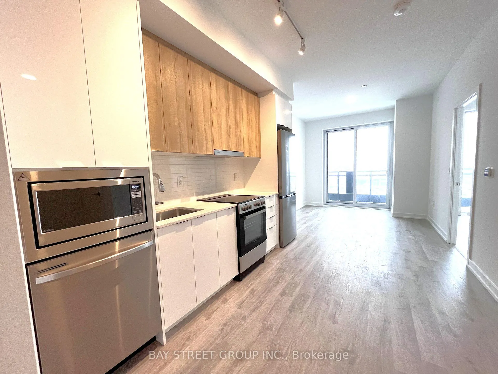 Photo 4 of Unit 736, 9763 Markham Road, Markham, Greensborough — HOMEH