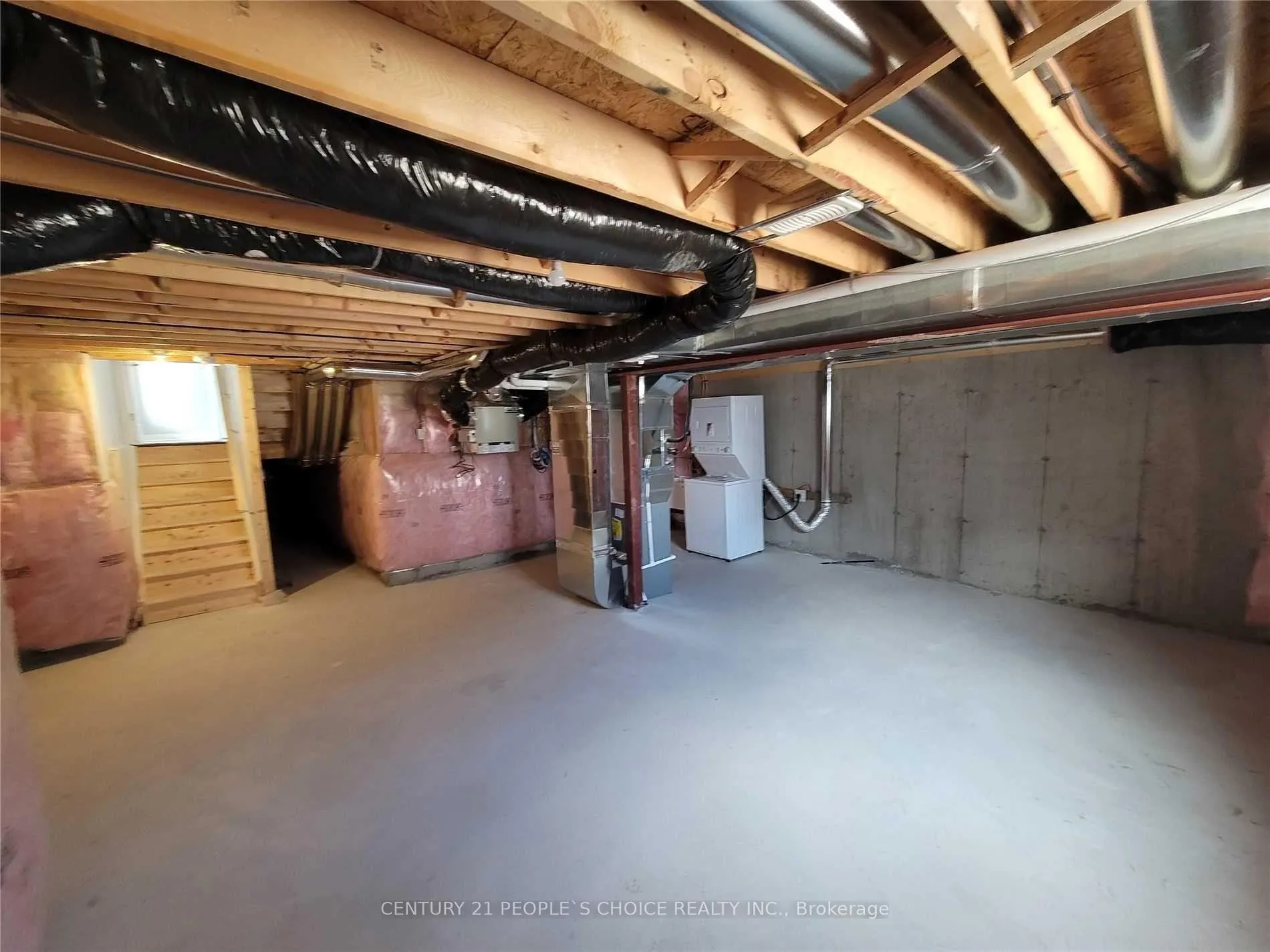 Photo 38 of 2 Loon Lane, Hamilton, Rural Glanbrook — HOMEH