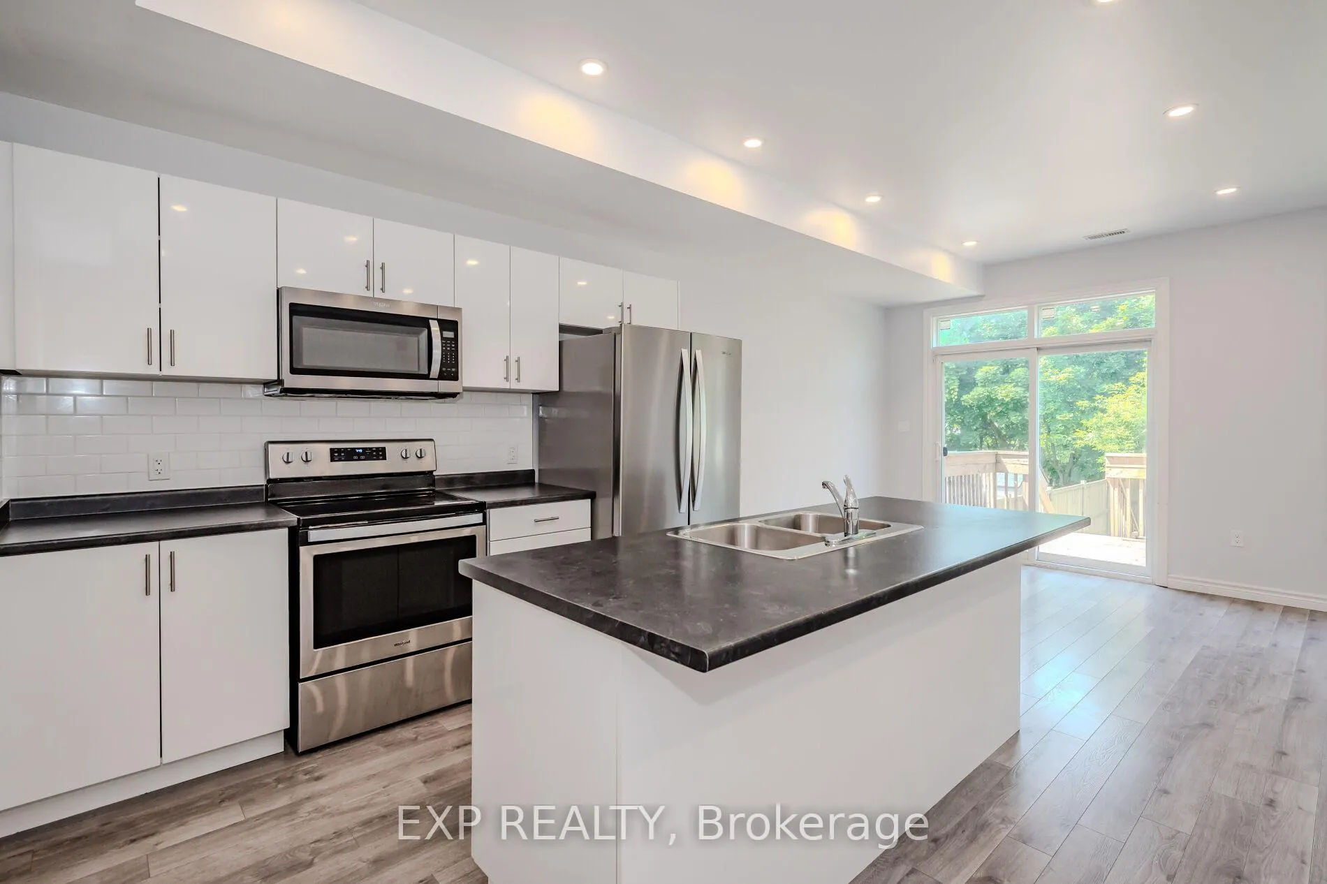 Photo 13 of Unit UPPER, 10B Lloyd Street, St. Catharines, Western Hill — HOMEH