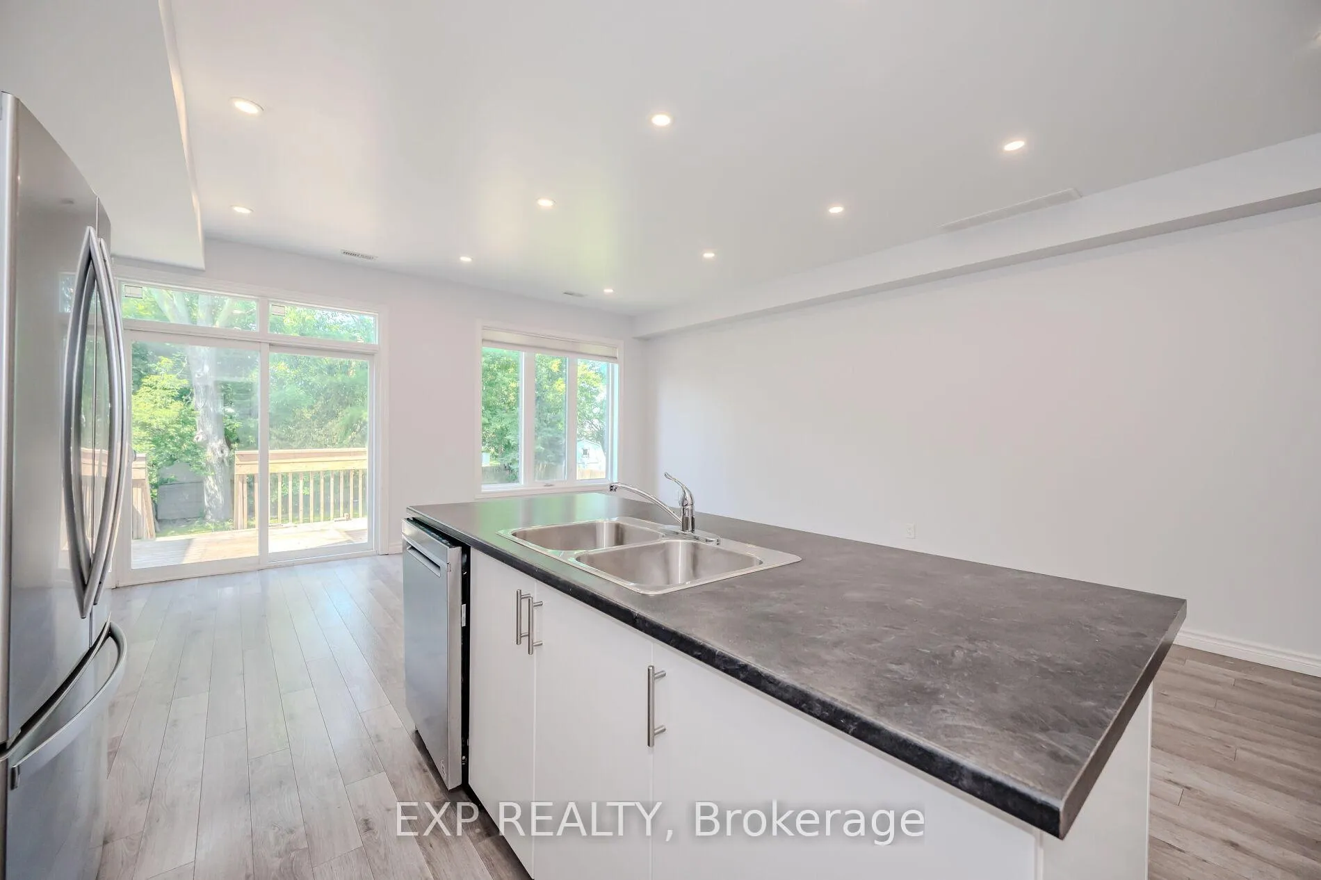 Photo 15 of Unit UPPER, 10B Lloyd Street, St. Catharines, Western Hill — HOMEH