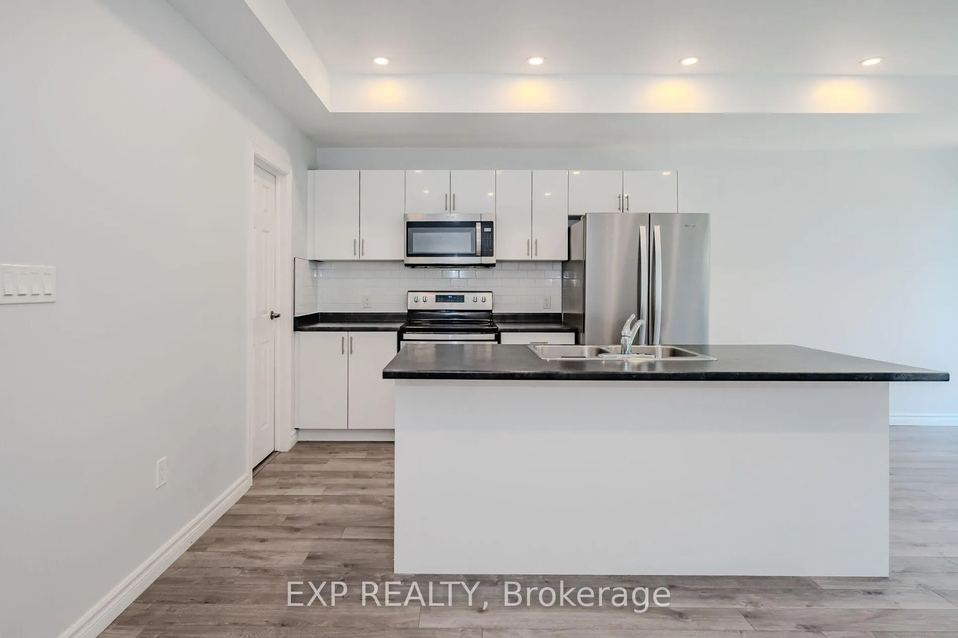 Photo 17 of Unit UPPER, 10B Lloyd Street, St. Catharines, Western Hill — HOMEH