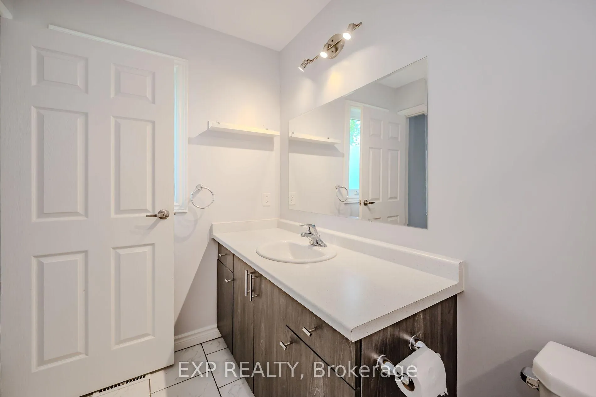 Photo 26 of Unit UPPER, 10B Lloyd Street, St. Catharines, Western Hill — HOMEH