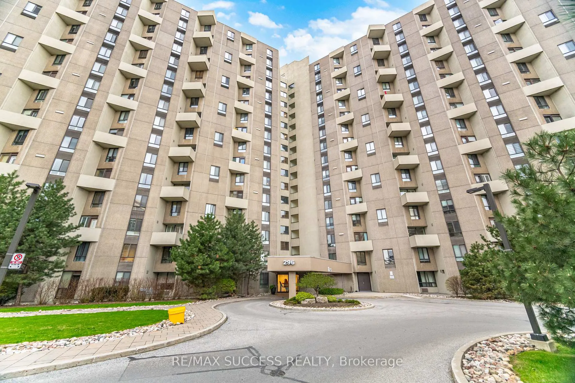 Front of Unit F8, 296 Mill Road