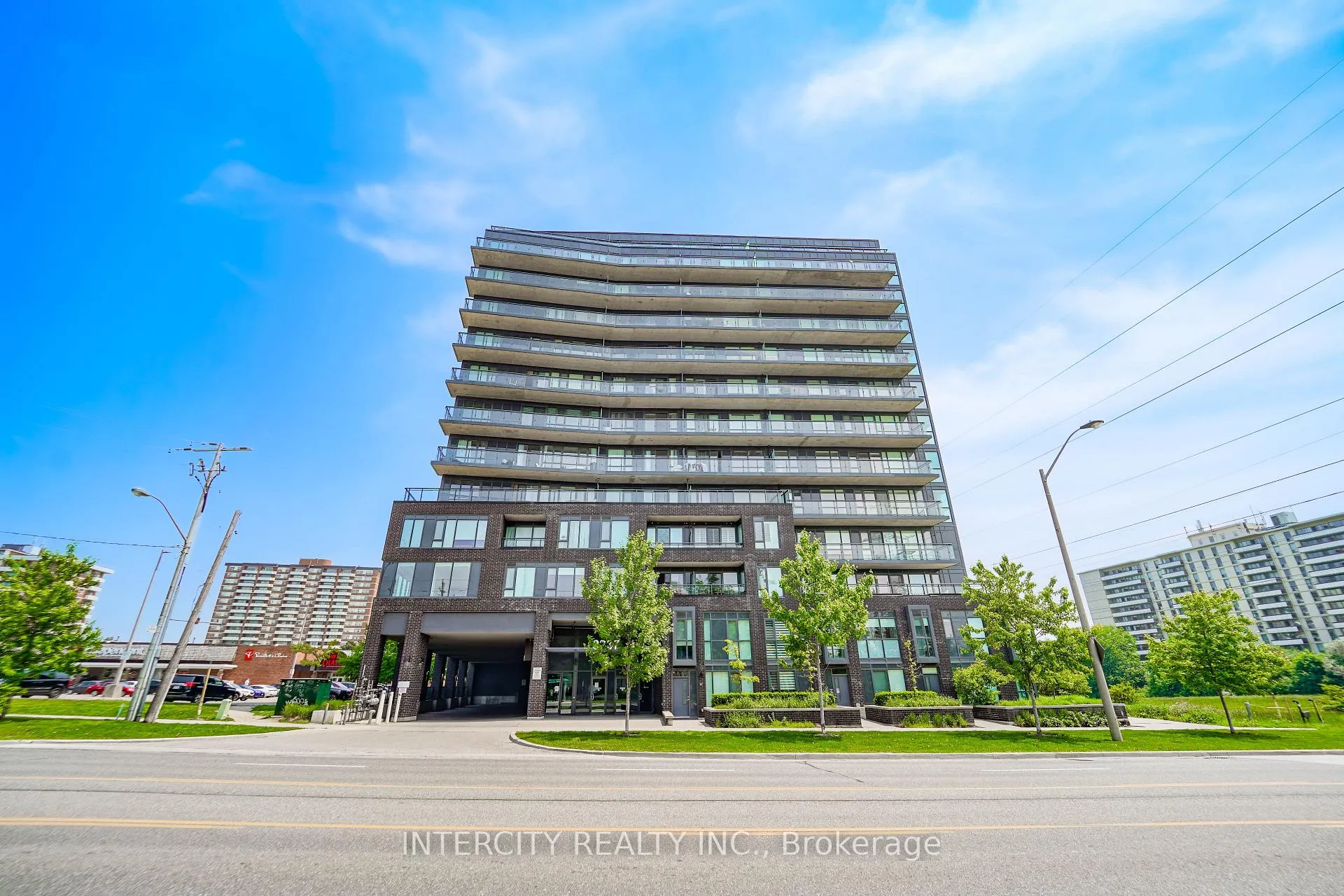 Photo 3 of Unit 611, 3237 Bayview Avenue, North York, Bayview Village — HOMEH