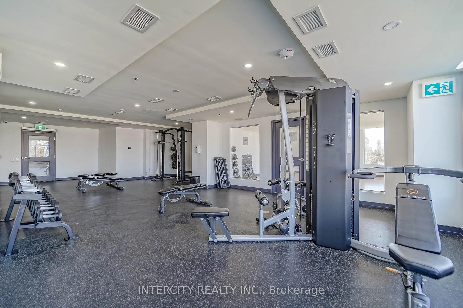 Photo 8 of Unit 611, 3237 Bayview Avenue, North York, Bayview Village — HOMEH