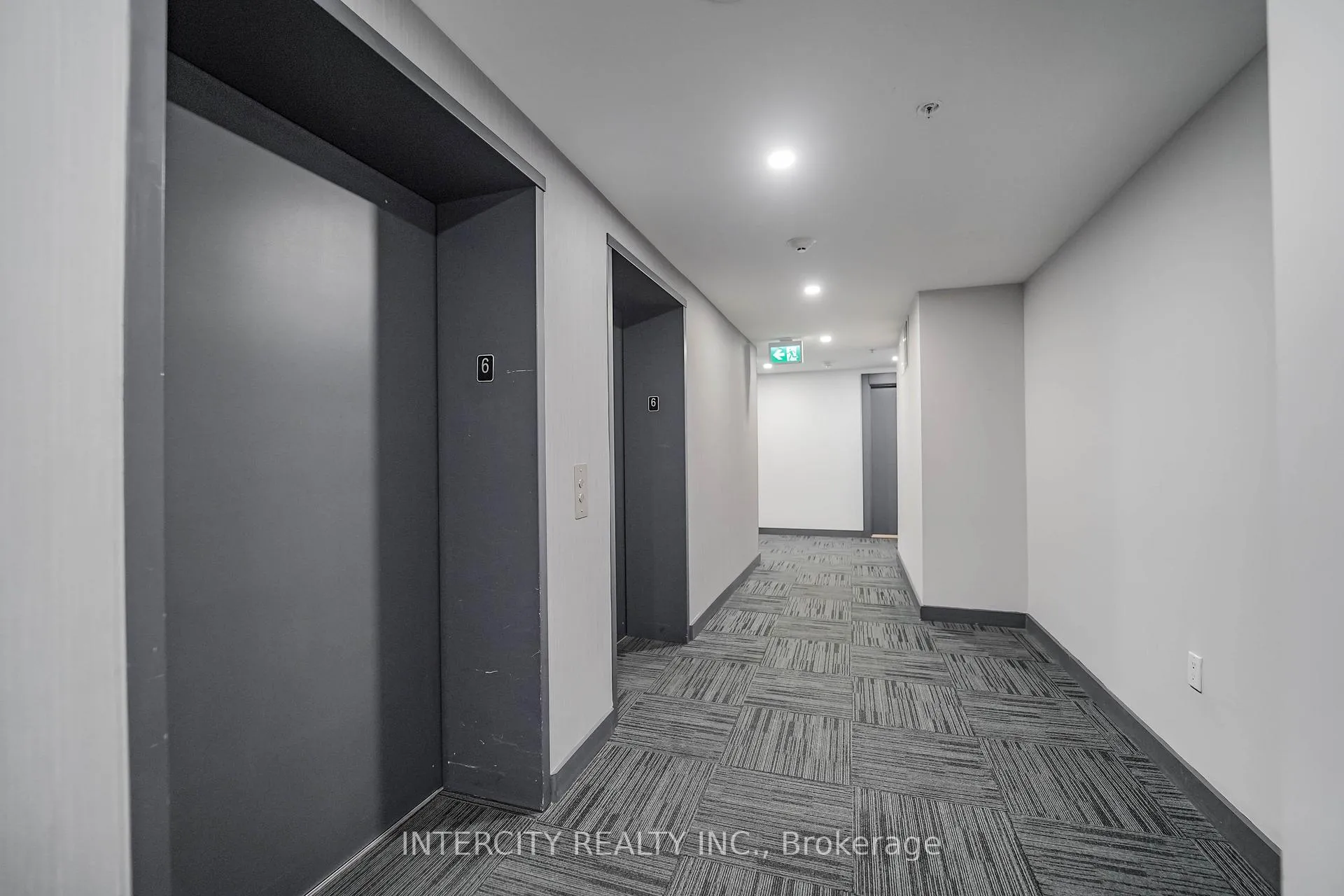Photo 14 of Unit 611, 3237 Bayview Avenue, North York, Bayview Village — HOMEH