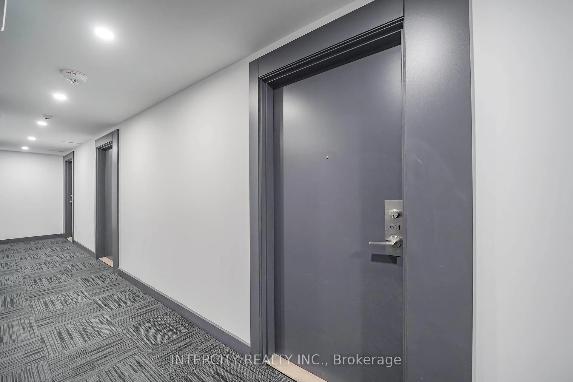 Photo 15 of Unit 611, 3237 Bayview Avenue, North York, Bayview Village — HOMEH