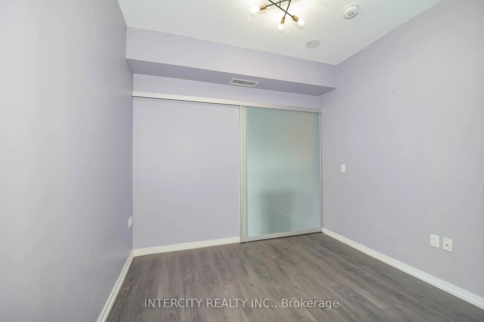 Photo 29 of Unit 611, 3237 Bayview Avenue, North York, Bayview Village — HOMEH
