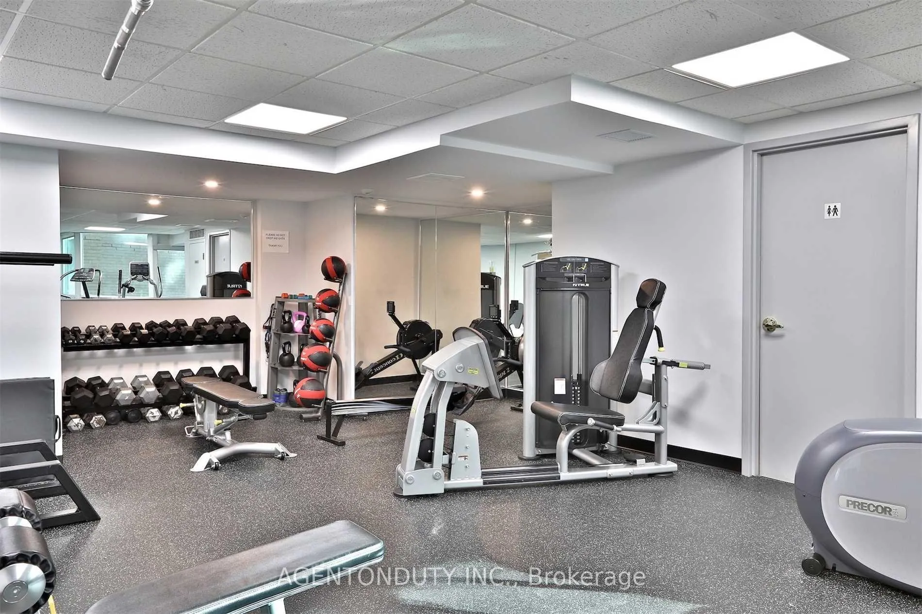 Photo 9 of Unit 930, 109 Front Street E, Toronto, Waterfront Communities — HOMEH
